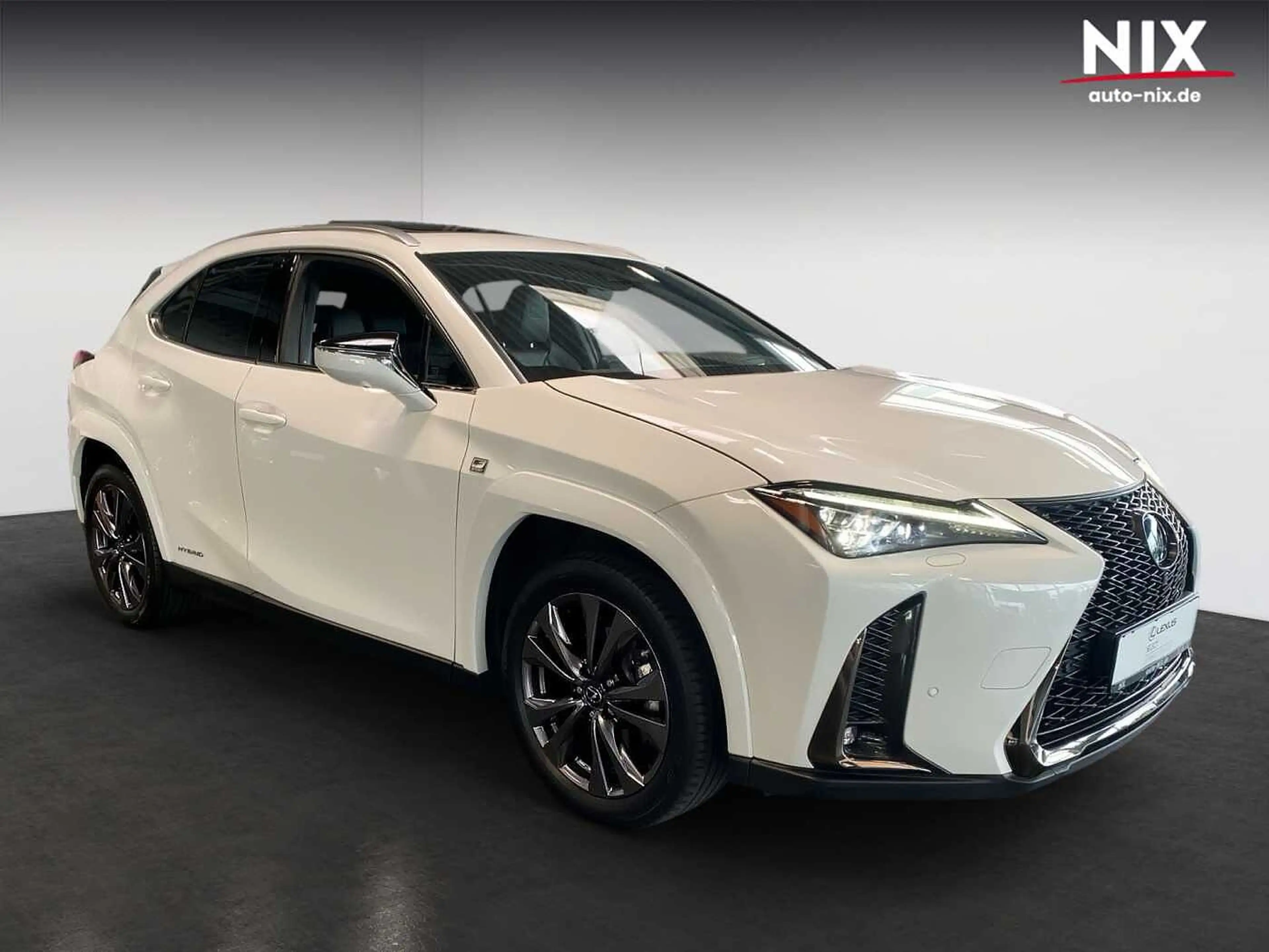 Lexus UX 250h F SPORT HUD MARK LEVINSON GSD — photo 2