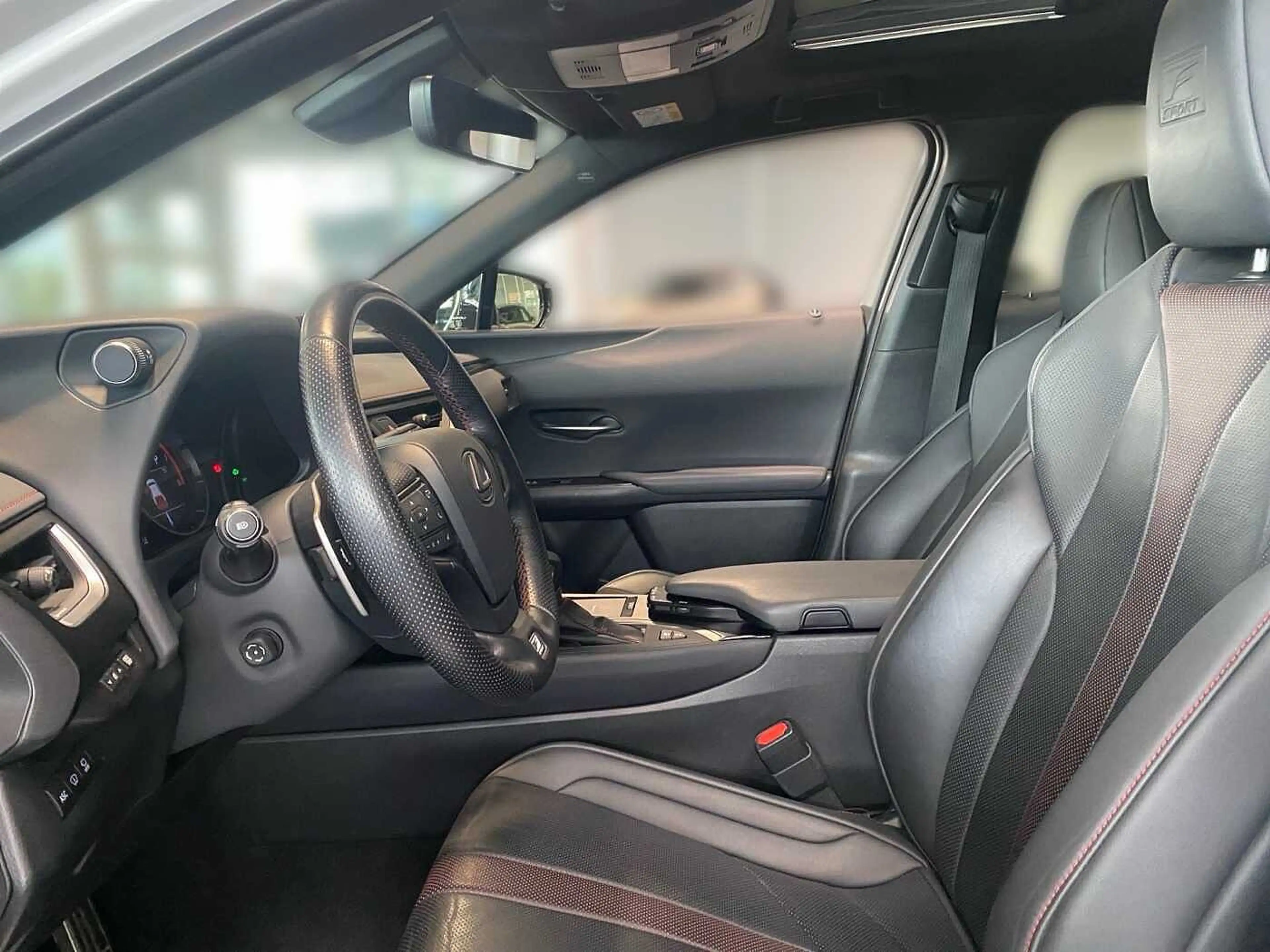 Lexus UX 250h F SPORT HUD MARK LEVINSON GSD — photo 10