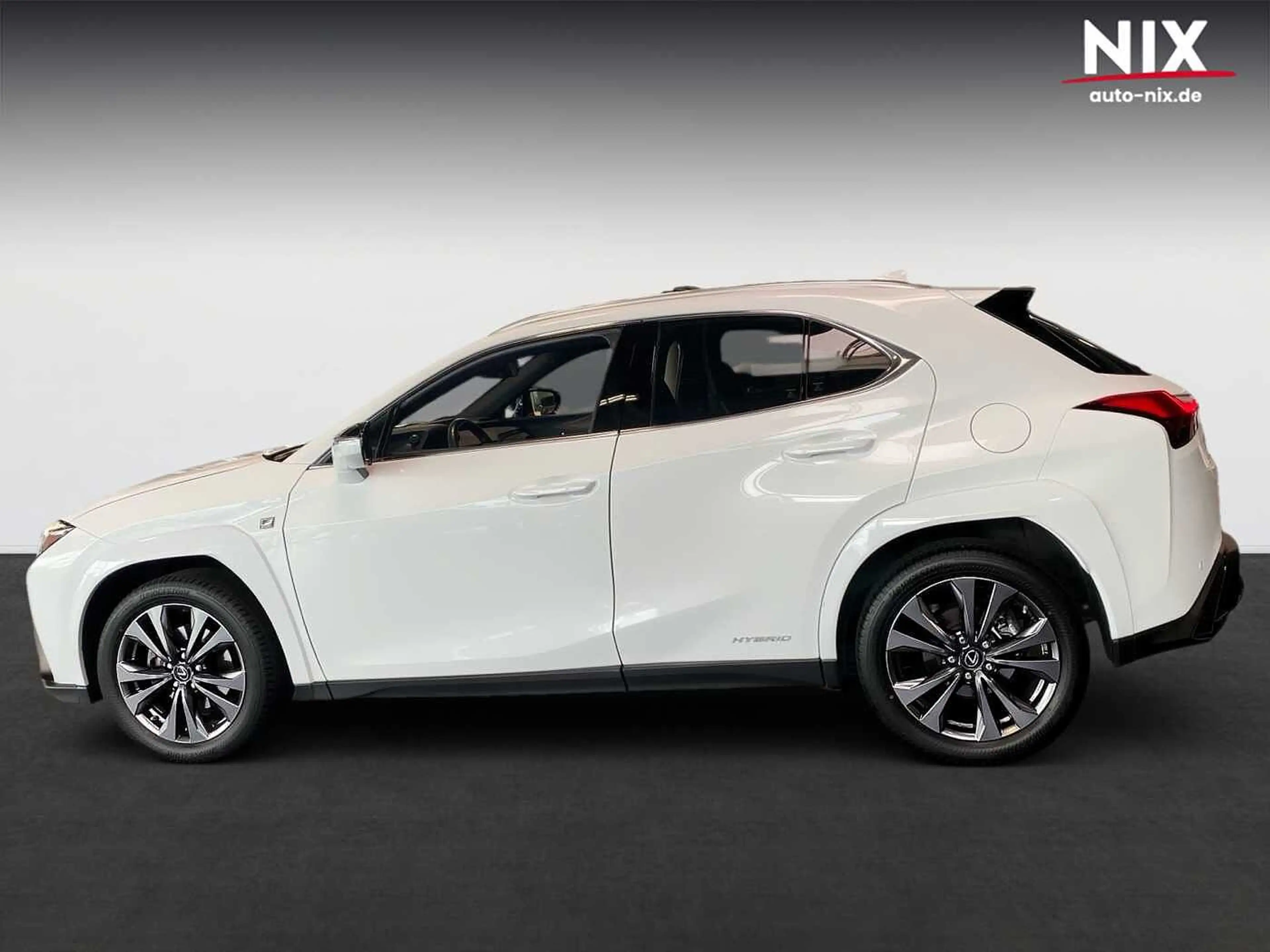 Lexus UX 250h F SPORT HUD MARK LEVINSON GSD — photo 6