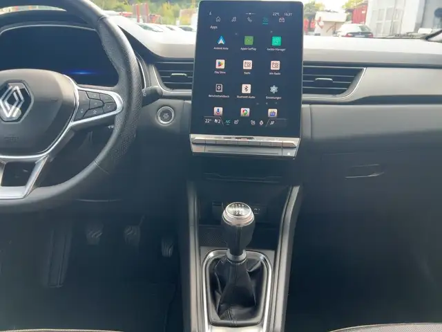 Renault Captur view 12