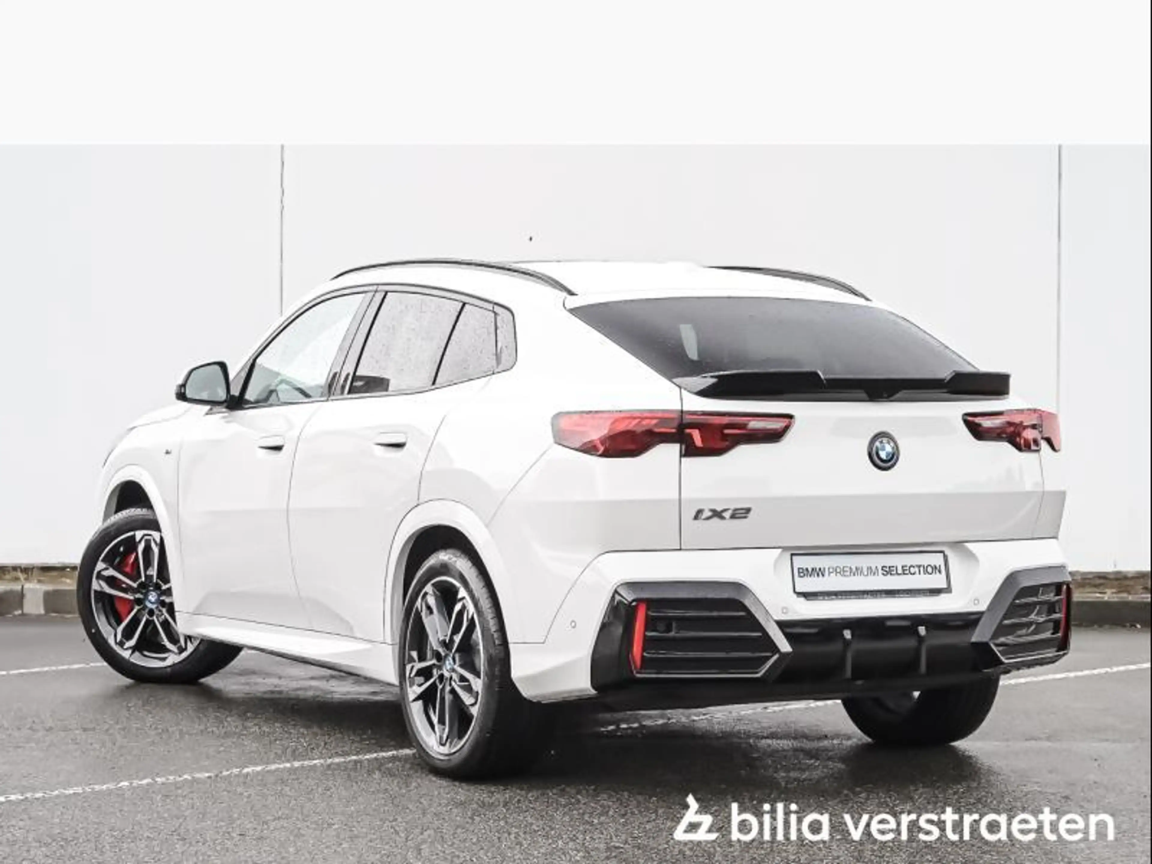 BMW iX2 xDrive30 MPRO - PANO - TREKHK - ACC - 360 - H&K — photo 5