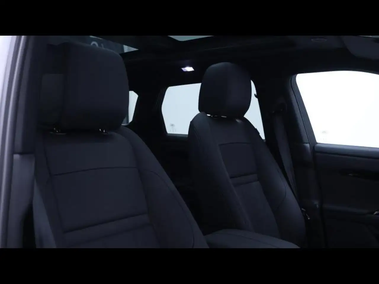 Land Rover Range Rover Evoque 2026 — фото 12