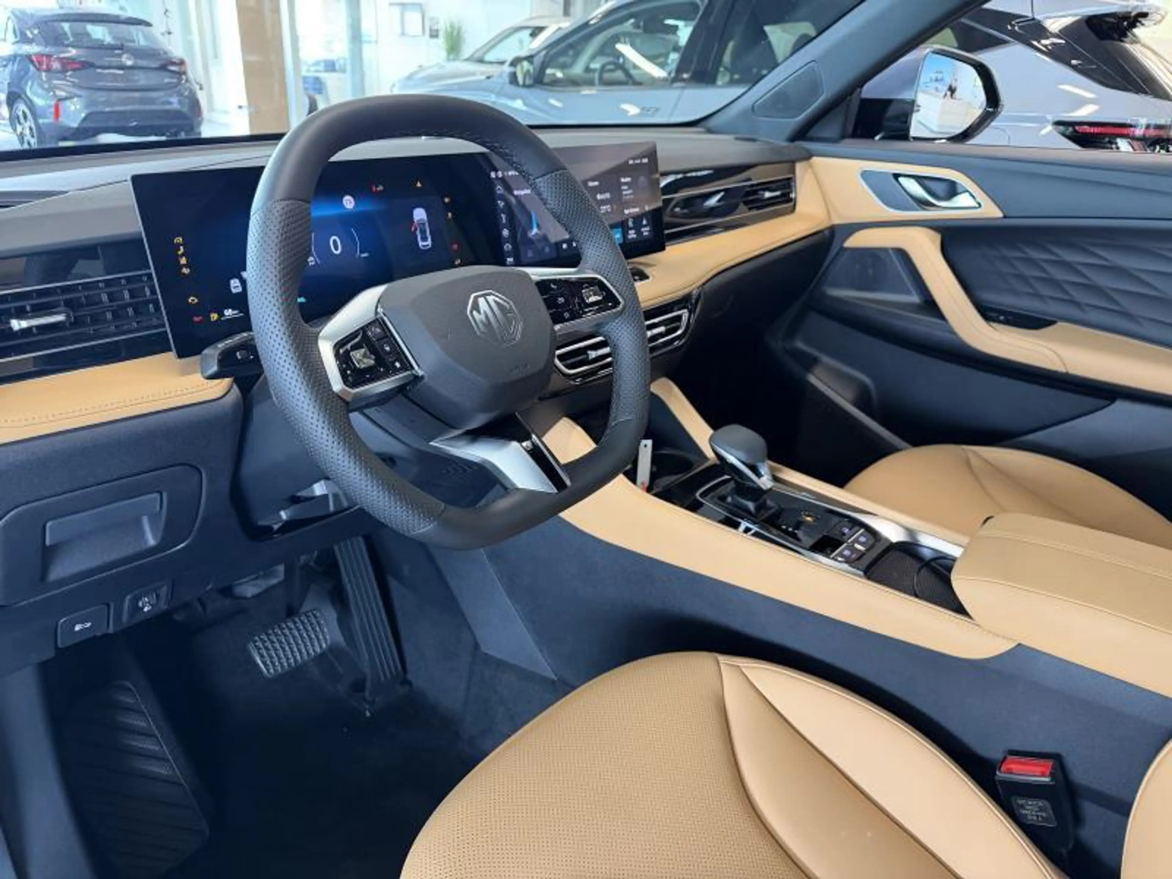 MG HS 1.5 T-GDi HYBRID+ Luxury | NEW MODEL! - STOCK! — photo 4