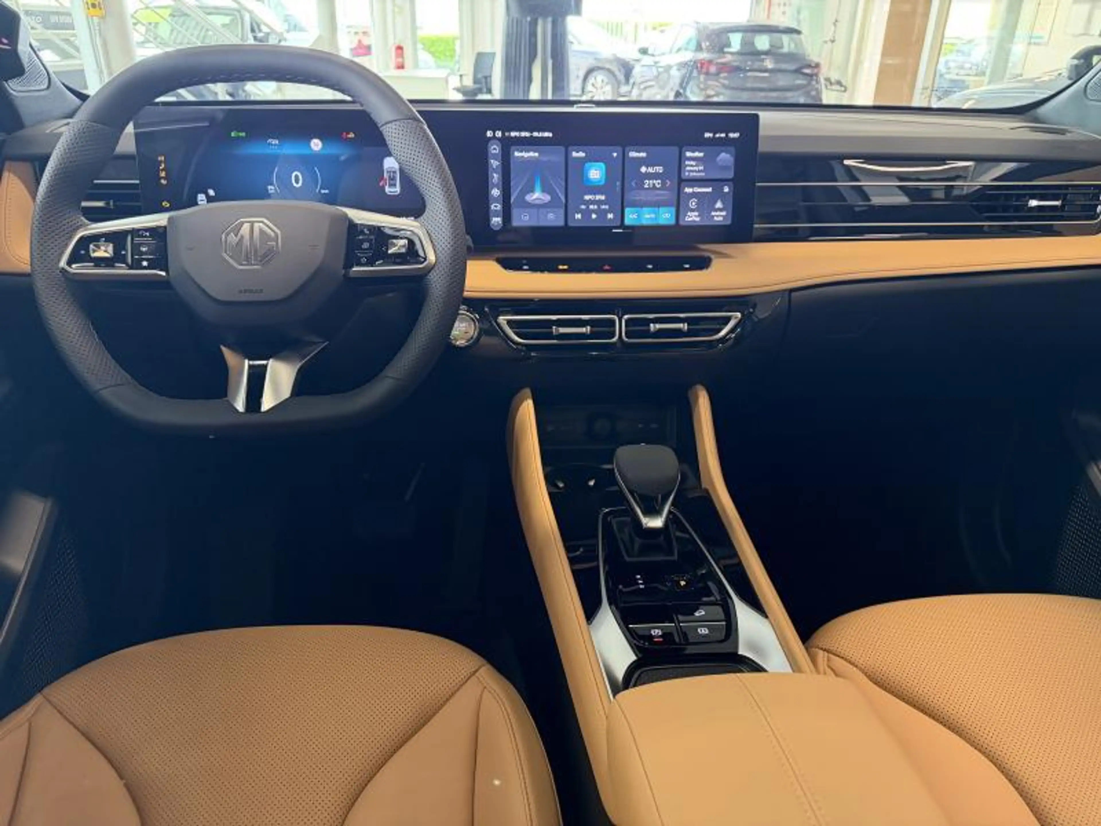 MG HS 1.5 T-GDi HYBRID+ Luxury | NEW MODEL! - STOCK! — photo 3