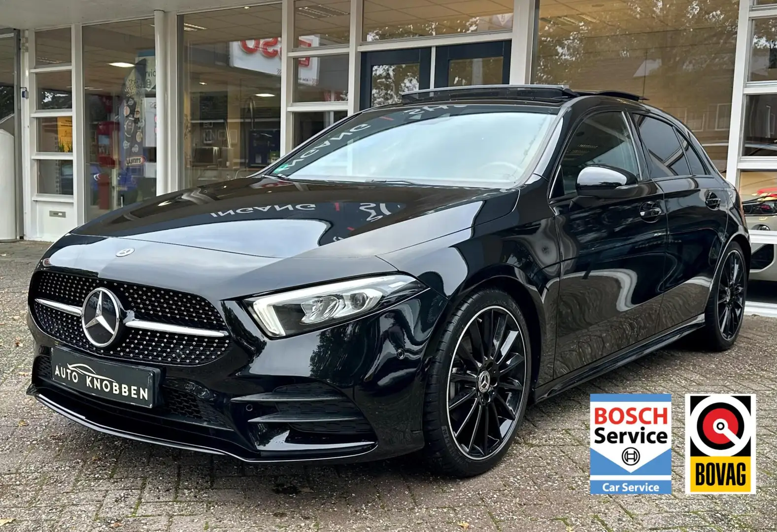 Mercedes-Benz A 200 AMG Line Led, Climat, Pano, Camera, LM.. Noir - 1