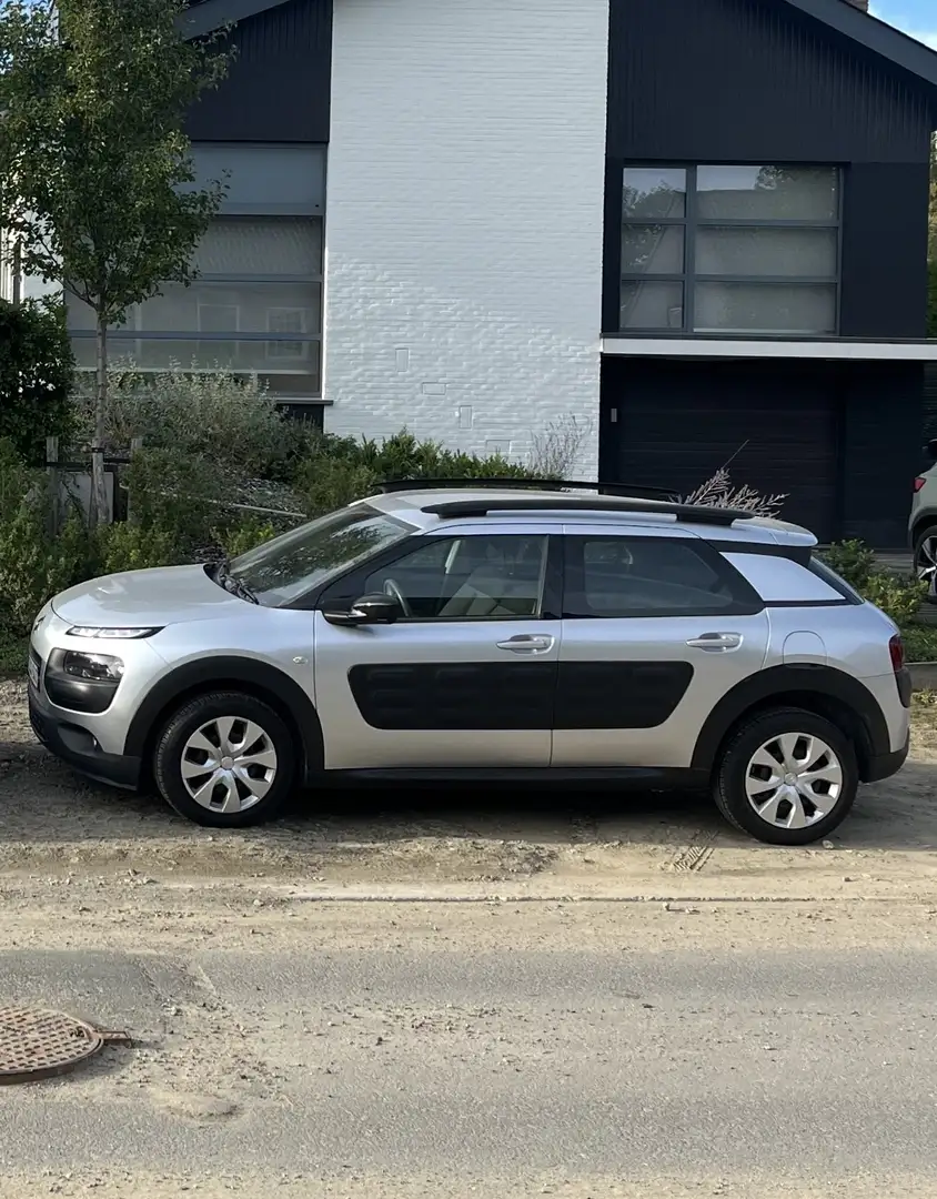Citroen C4 Cactus 1.2 vti 82 - 1
