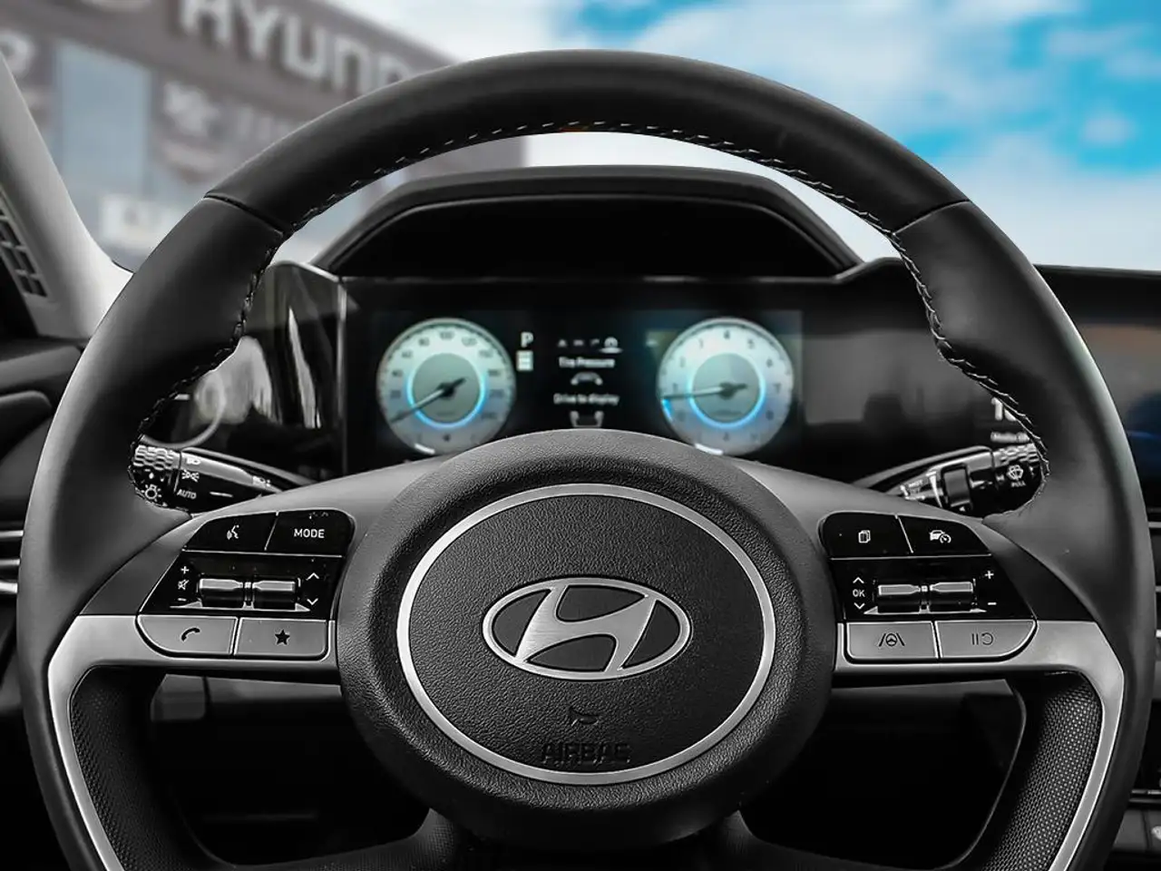 Hyundai ELANTRA снимка Hyundai ELANTRA