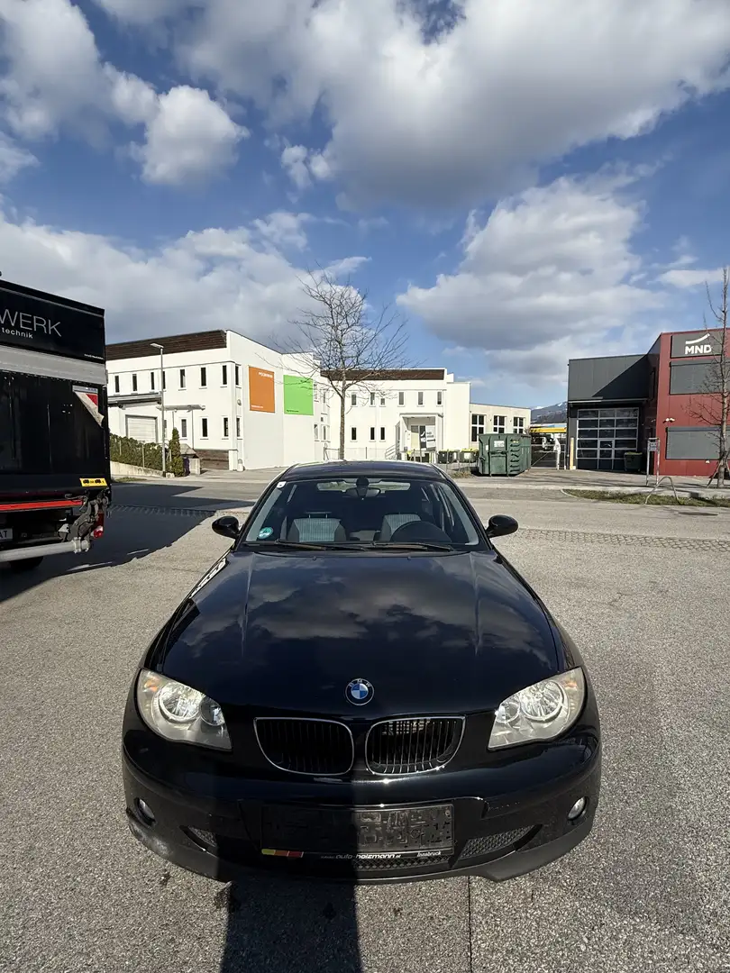 BMW 116 116i Schwarz - 1