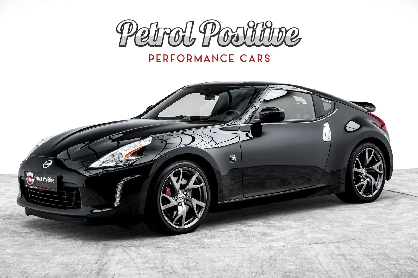 Nissan 370Z 370 Z Pack Facelift / Schalter / TOP Schwarz - 1
