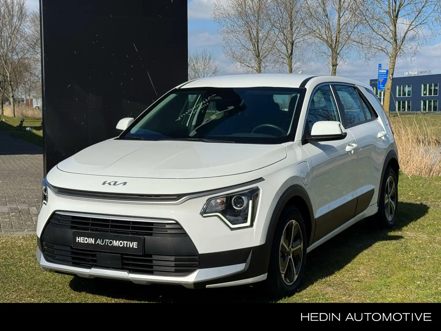 Kia Niro 1.6 GDi PHEV Plug-In Hybrid ComfortLine | Navigati Weiß - 1
