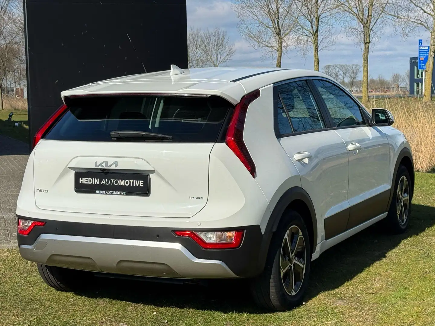 Kia Niro 1.6 GDi PHEV Plug-In Hybrid ComfortLine | Navigati Weiß - 2