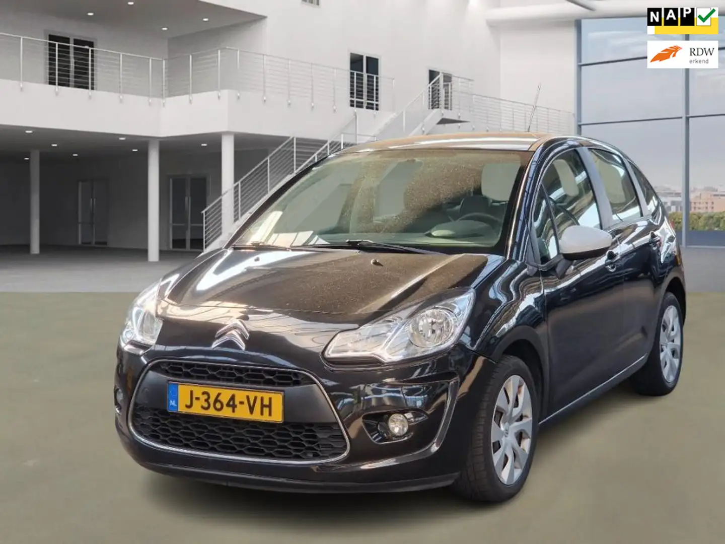 Citroen C3 1.1 Attraction Zwart - 1