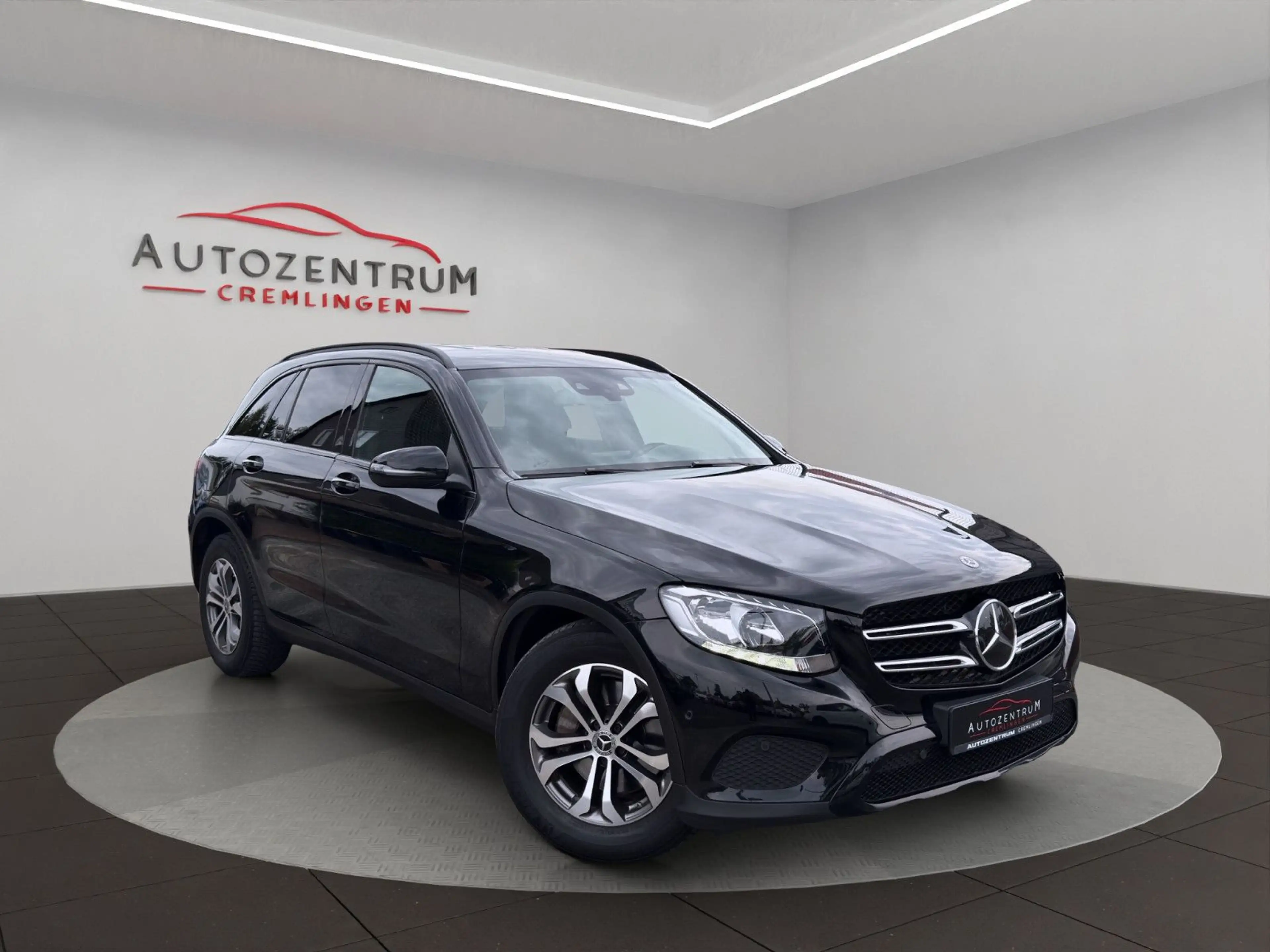 Mercedes-Benz GLC 220 d 9G 4Matic NAVI DISTR SPUR TOTW NIGHT — photo 3