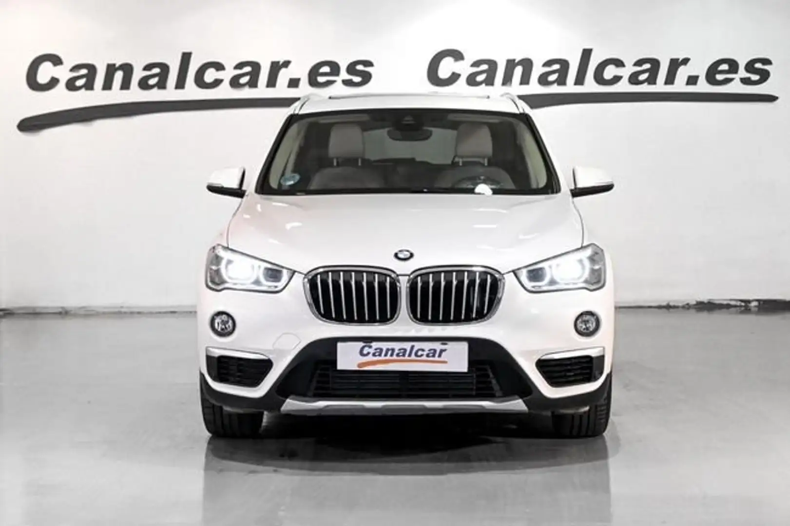 BMW X1 sDrive20i Aut. Blanco - 2