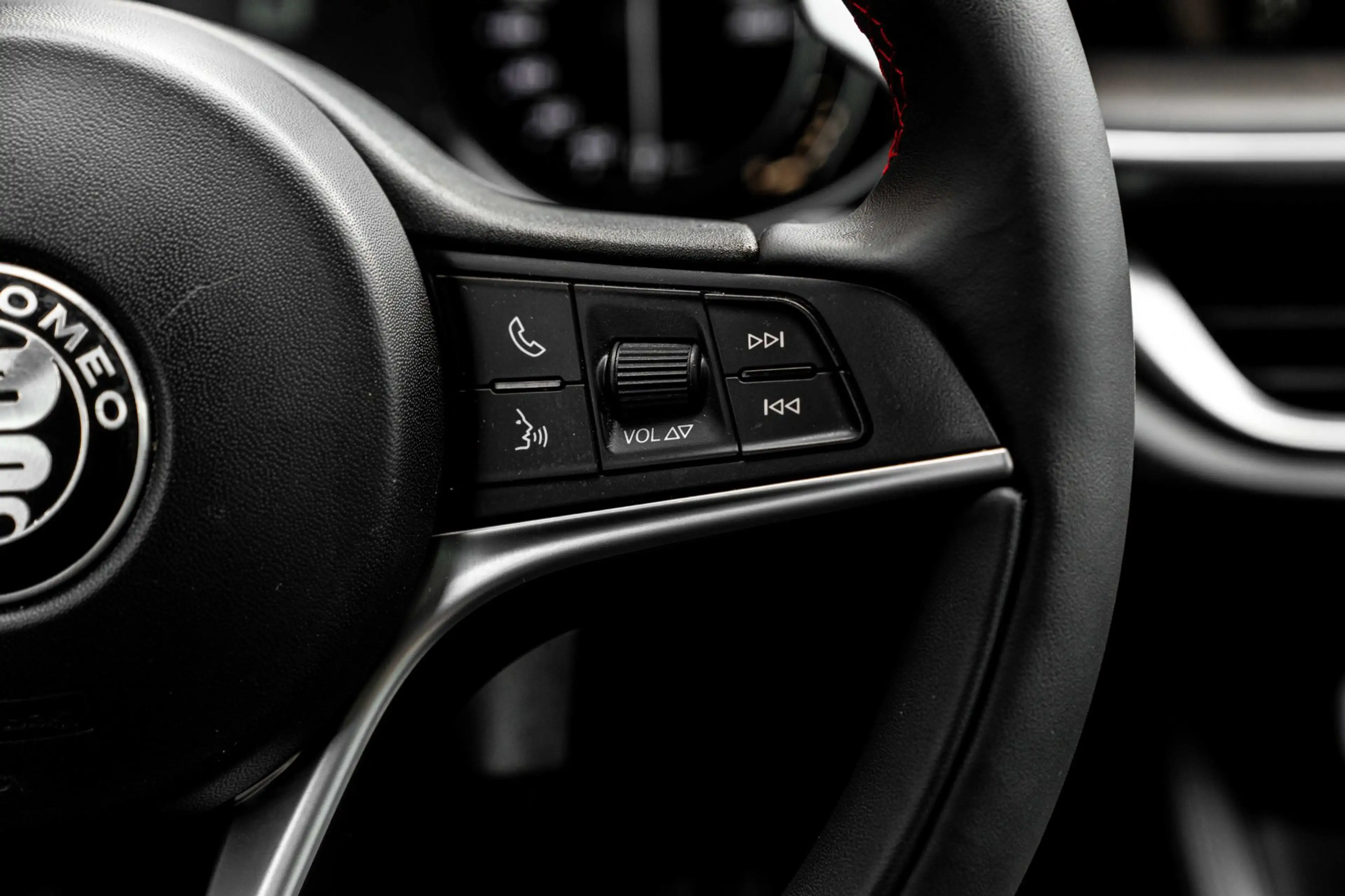 Alfa Romeo Stelvio 2.0 T AWD Veloce 280 PK Aut. Pano Stoel/Stuurverw. — photo 28