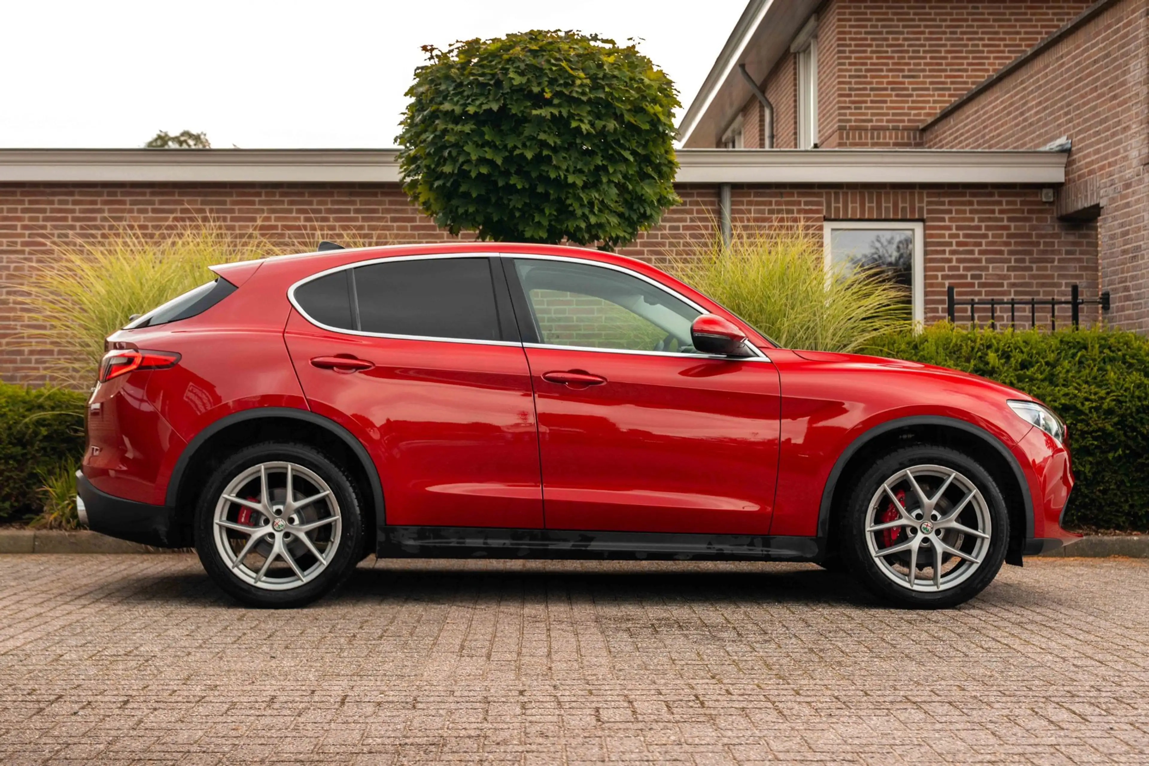 Alfa Romeo Stelvio 2.0 T AWD Veloce 280 PK Aut. Pano Stoel/Stuurverw. — photo 5