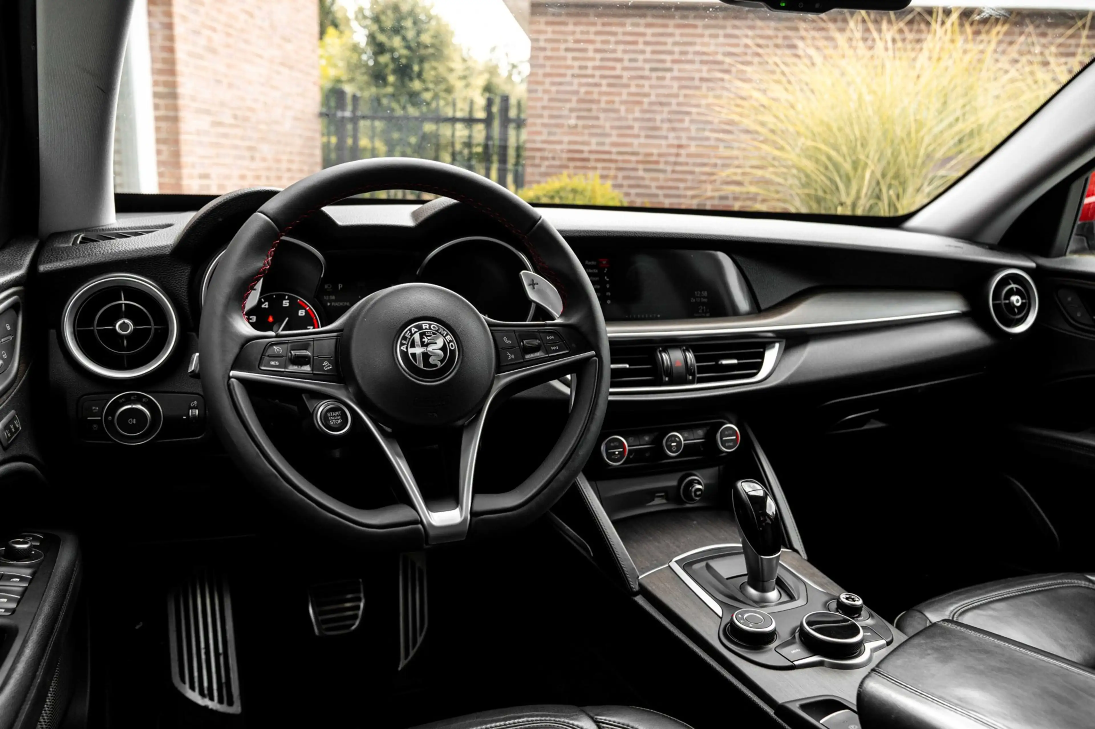 Alfa Romeo Stelvio 2.0 T AWD Veloce 280 PK Aut. Pano Stoel/Stuurverw. — photo 11