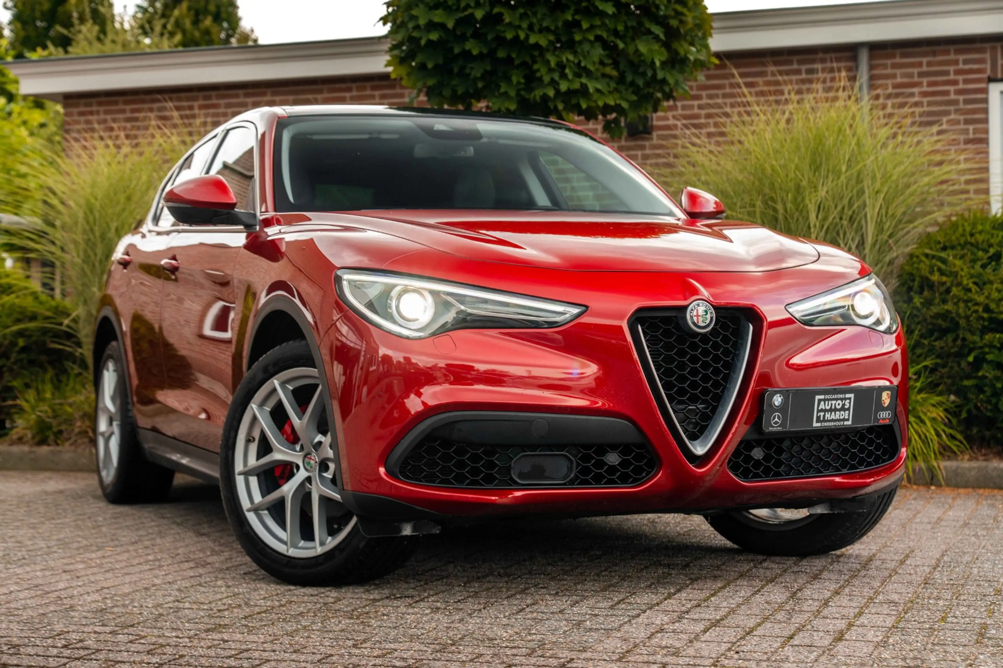Alfa Romeo Stelvio 2.0 T AWD Veloce 280 PK Aut. Pano Stoel/Stuurverw. — photo 34