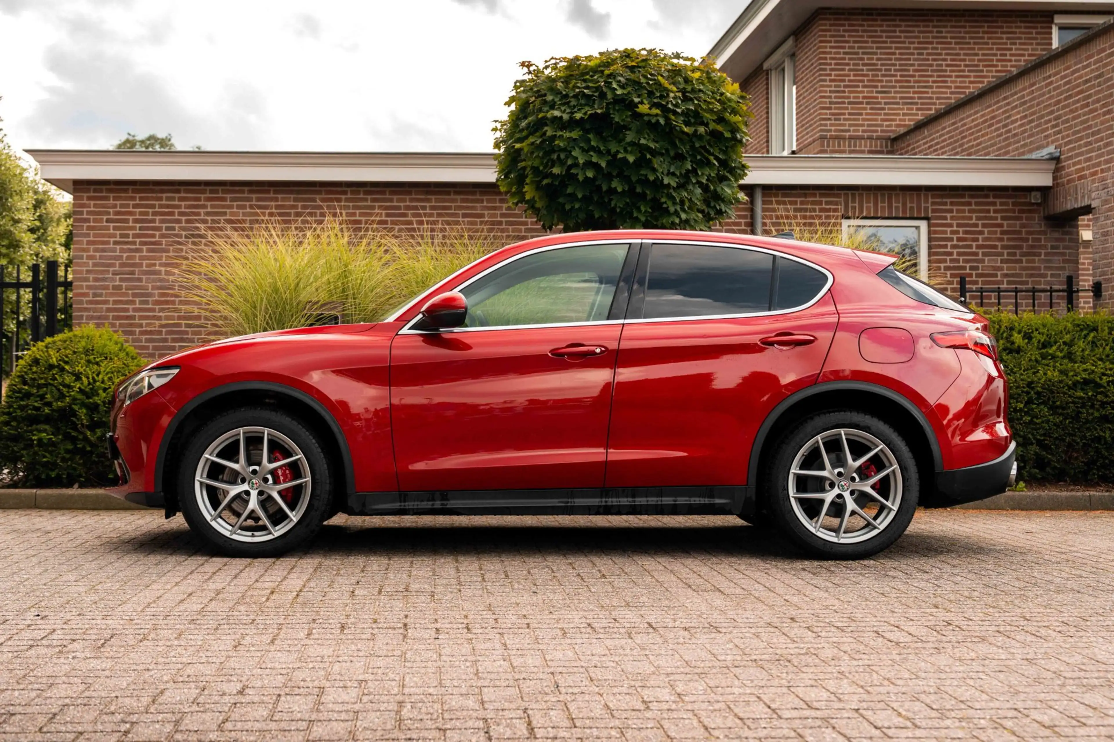 Alfa Romeo Stelvio 2.0 T AWD Veloce 280 PK Aut. Pano Stoel/Stuurverw. — photo 4