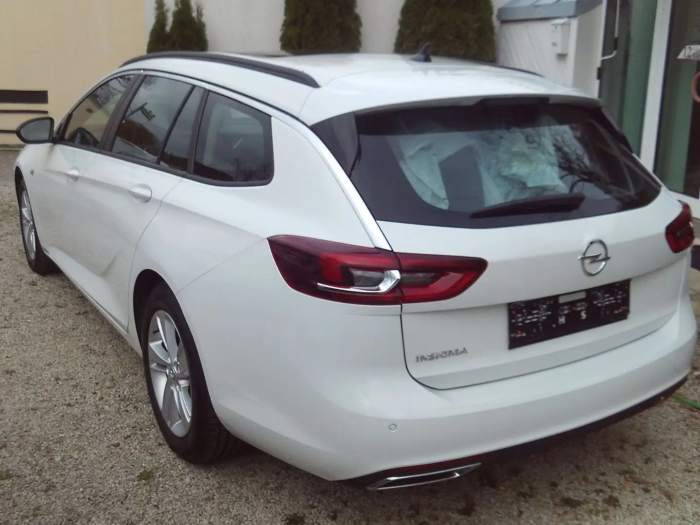 Opel Insignia 2.0 Diesel Business Edition PANORAMA,NA Wit - 2