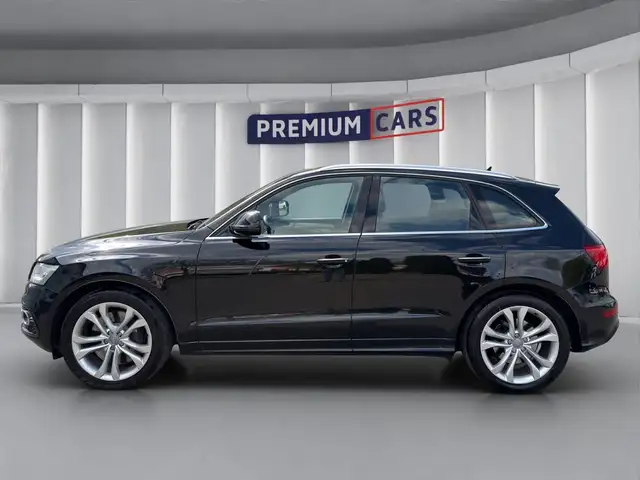 Audi SQ5 view 2