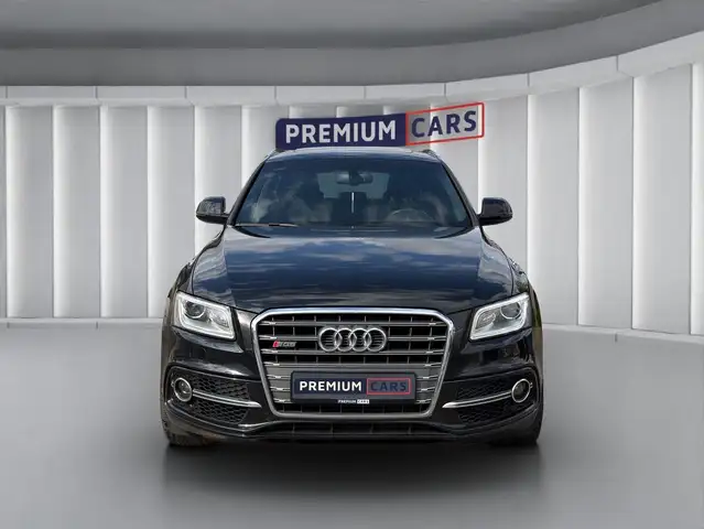 Audi SQ5 view 8
