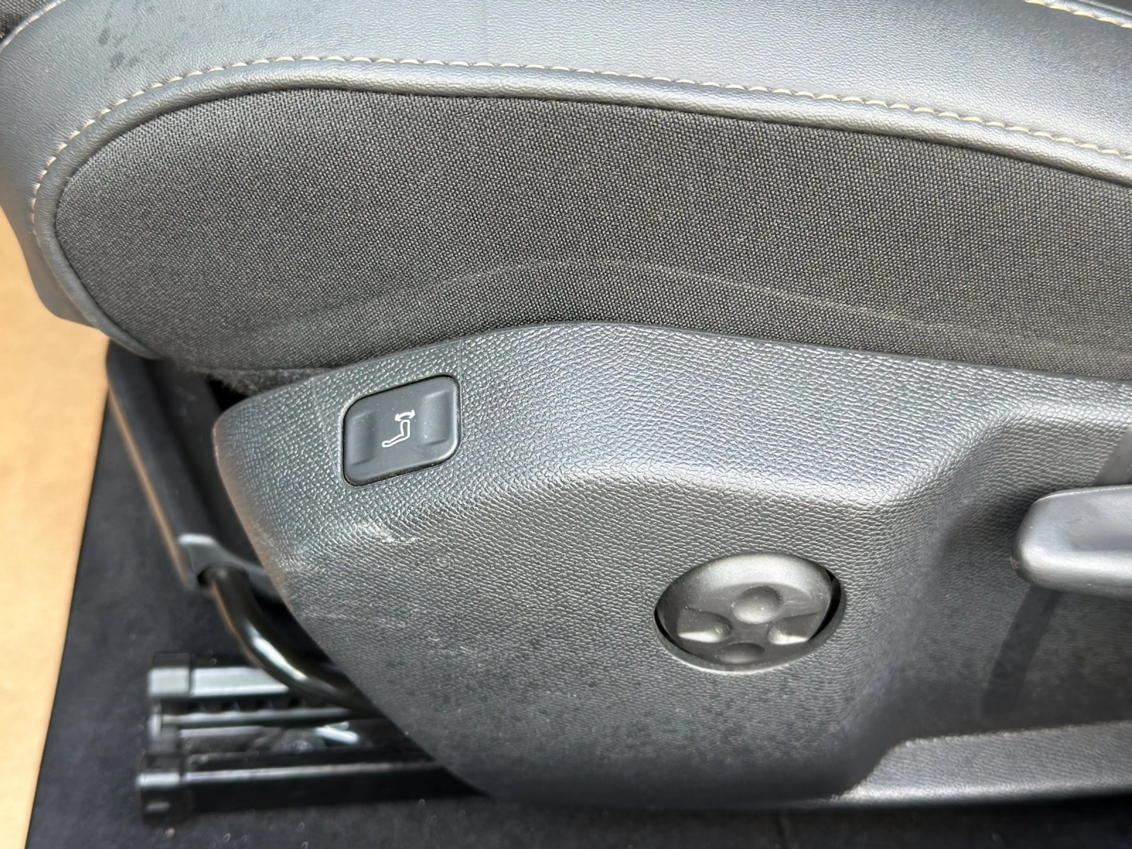 Peugeot 508 SW 1,6 PureTech 180 EAT8 GT Aut. *ACC, LED, AMBI* — photo 13