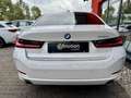BMW 320 i Limousine Step.*HiFi*Leder*AHK*Head-Up*RFK* Weiß - thumbnail 4
