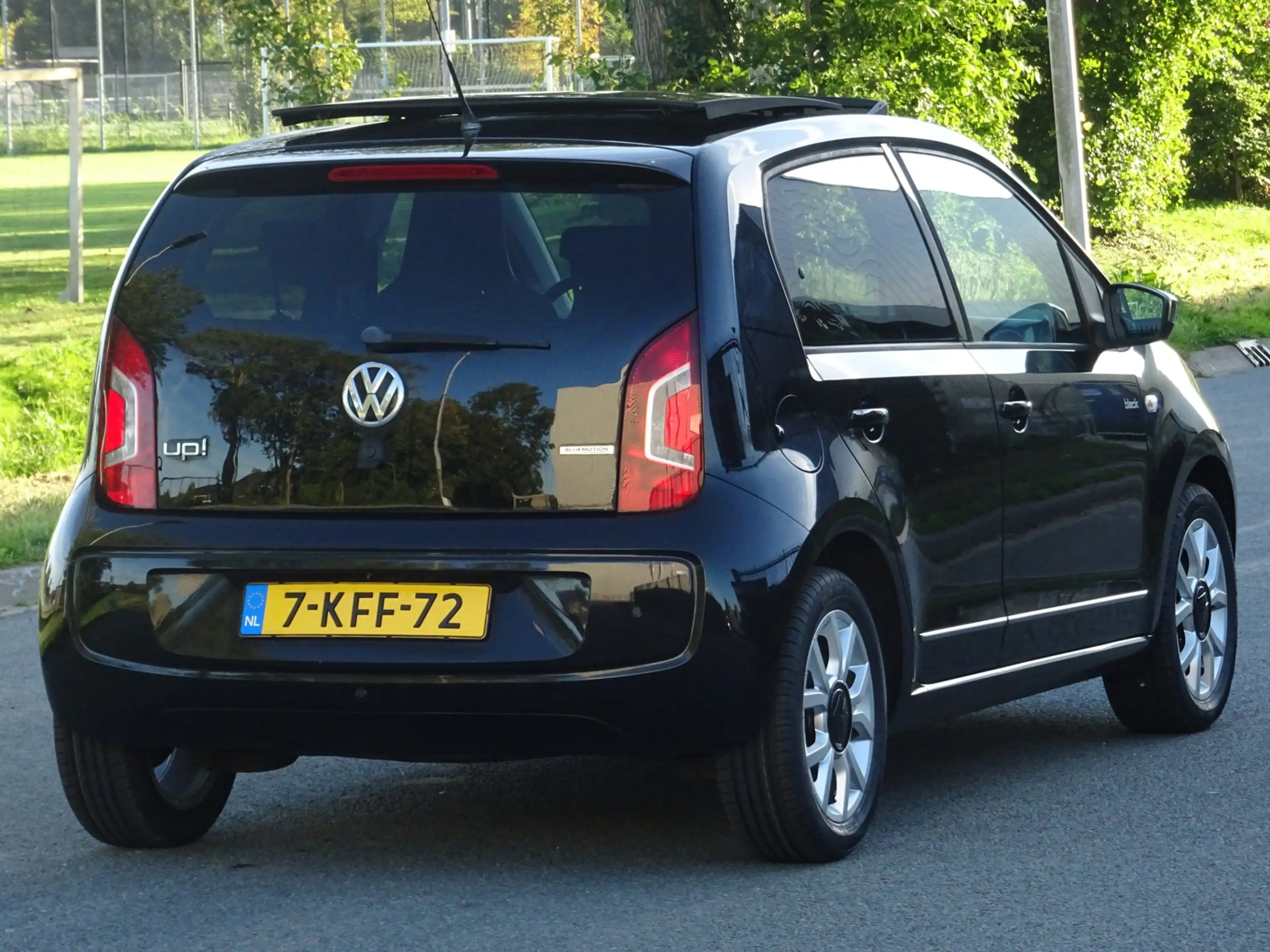 Volkswagen up! 1.0 high up! 5DRS NAP/PANORAMA/AC/CRUISE/PDC — photo 3
