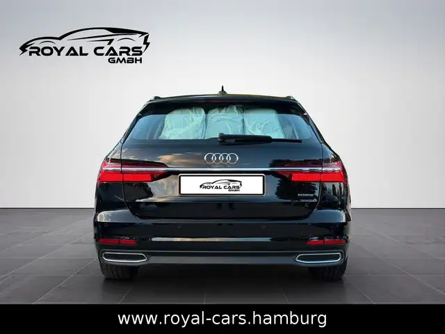 Audi A6 Avant view 6