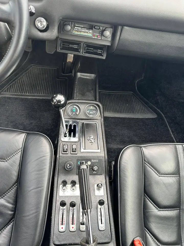 Ferrari 208 2.0 turbo GTB 220cv, foto 11