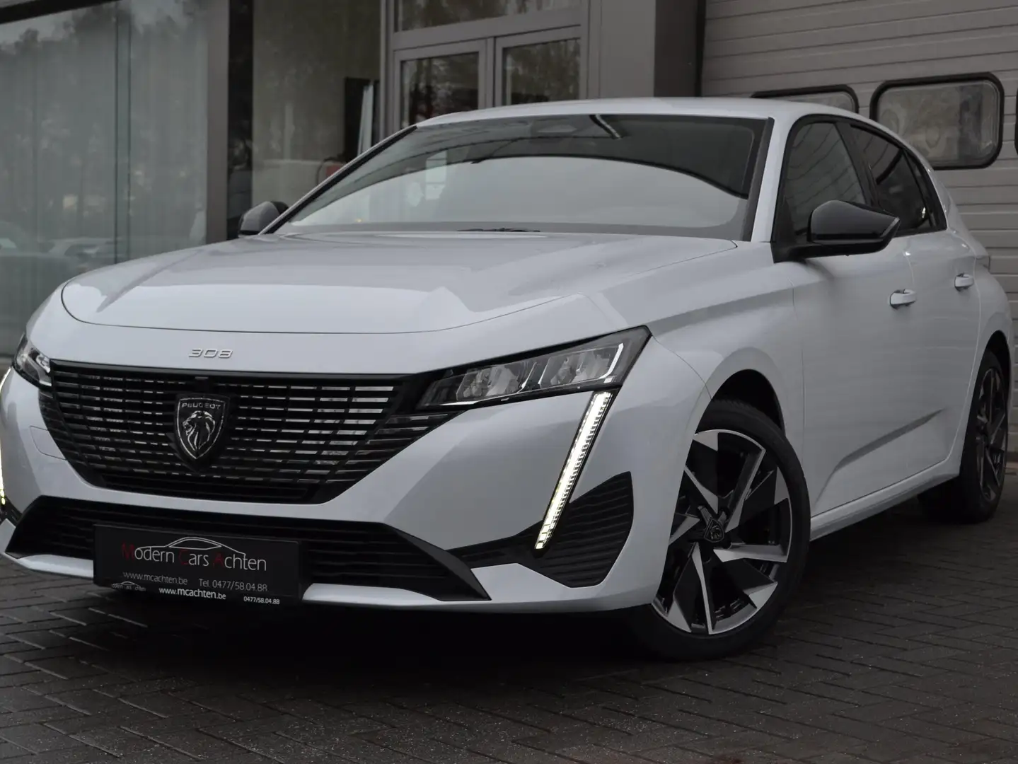 Peugeot 308 308 PureTech 130 EAT8 Allure Pack. 32000km. Weiß - 1