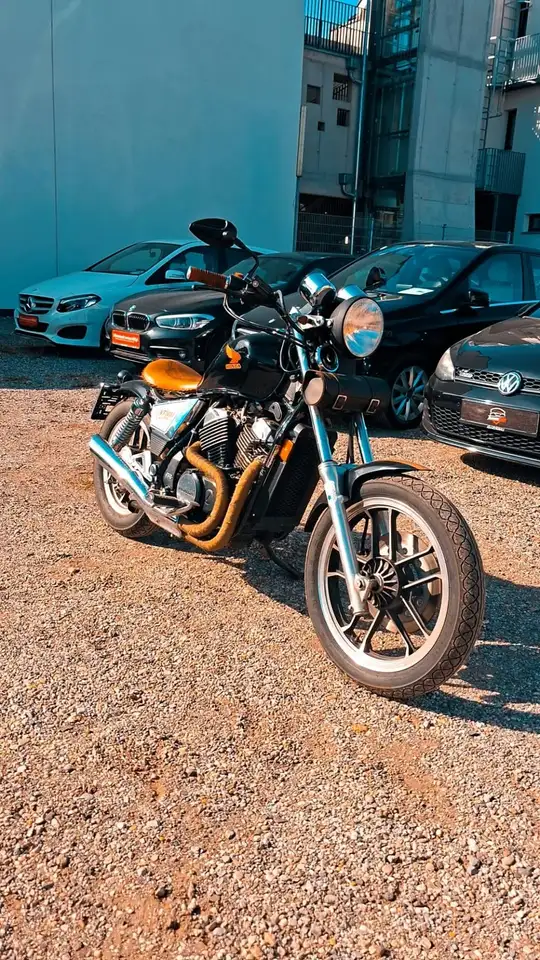 Honda VT 500