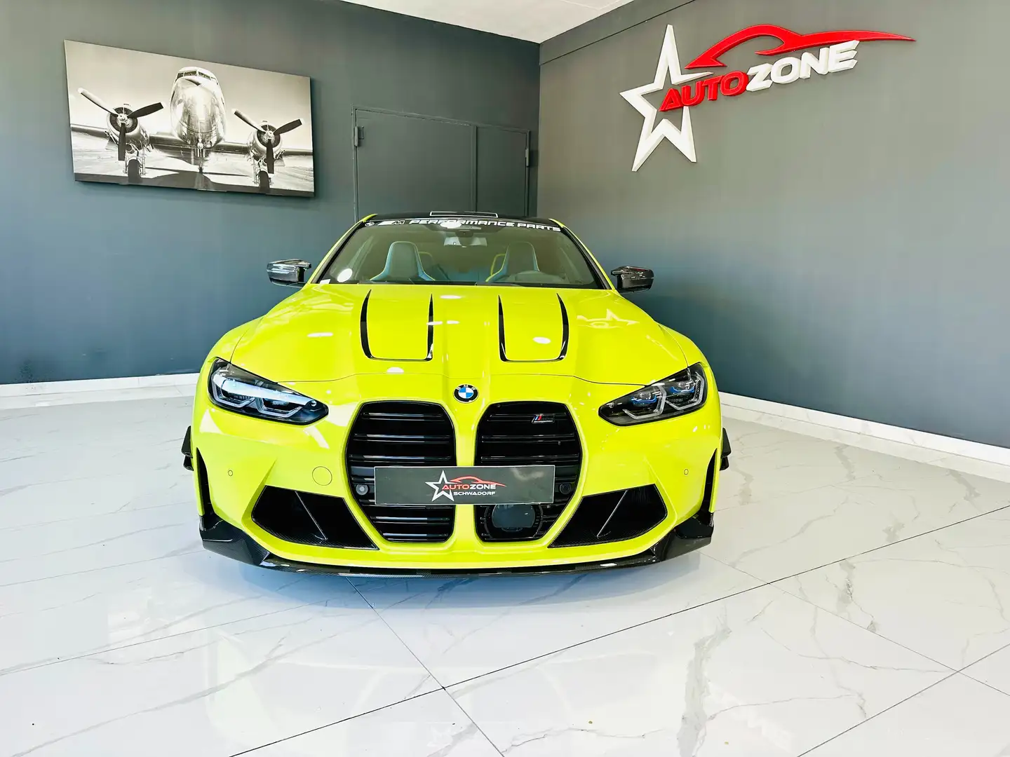 BMW M4 xDrive Competition M-Performance Giallo - 2