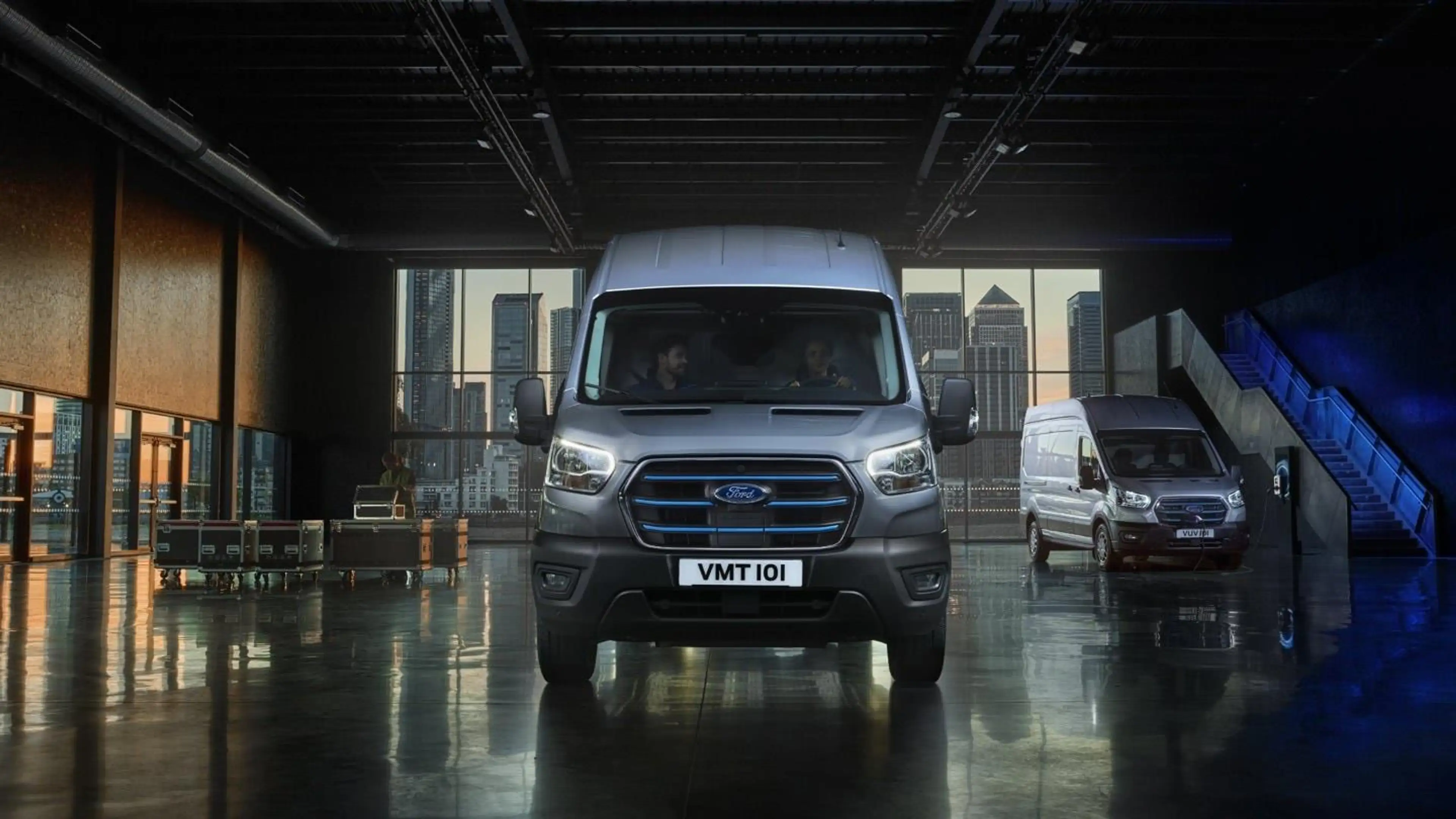 Ford E-Transit 350 L2H2 Trend 68 kWh Ford E-Transit 350 68kWh L2H — photo 4
