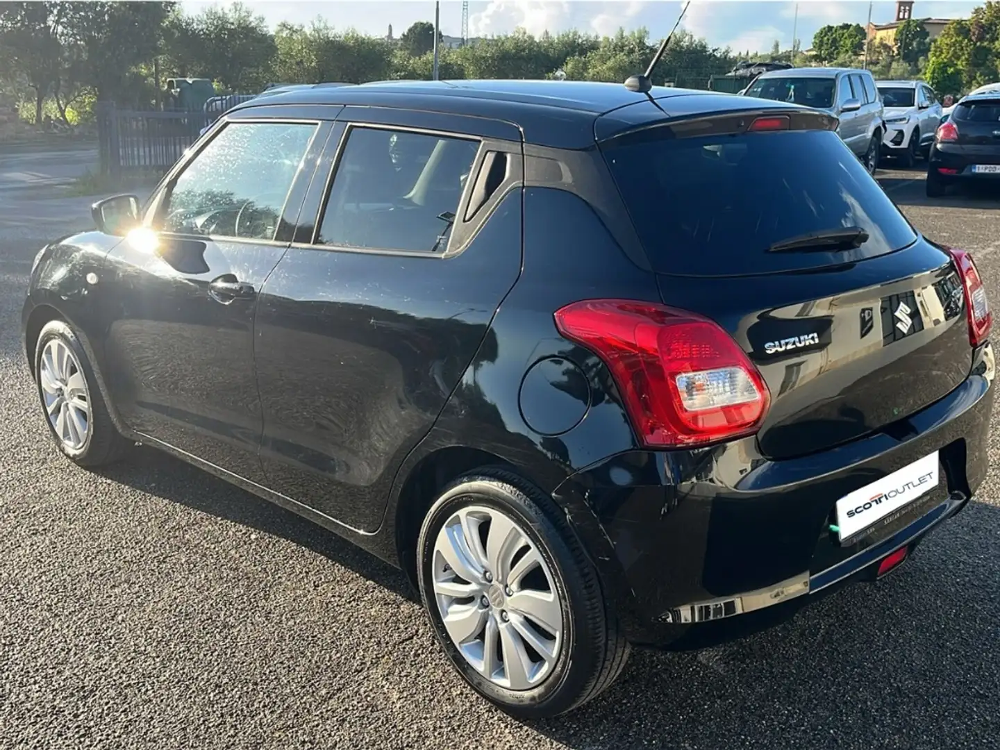 Suzuki Swift 1.2 dualjet Easy 2wd my19 Nero - 2