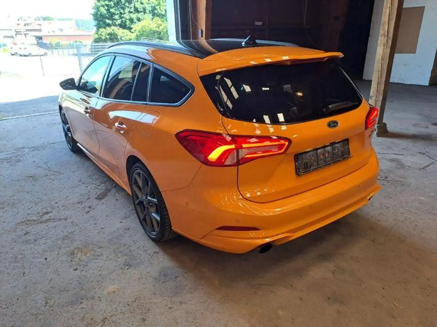 Ford Focus ST RECARO*PANO*KAM*HuD*KEYLESS*ACC*B&O*LED Orange - 2