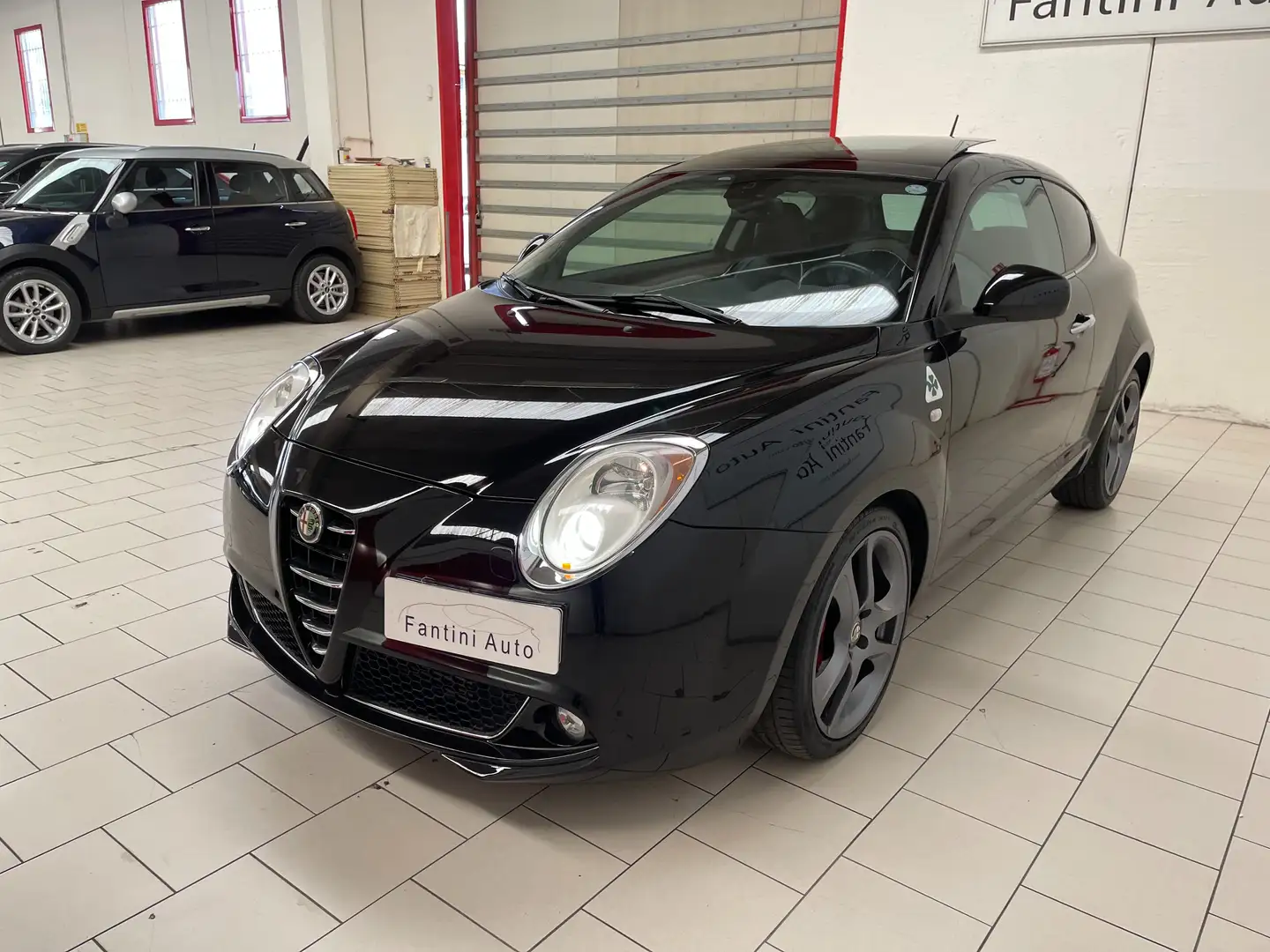Alfa Romeo MiTo Distinctive Sport Pack 135cv tct-Dettagli in Bio Nero - 2
