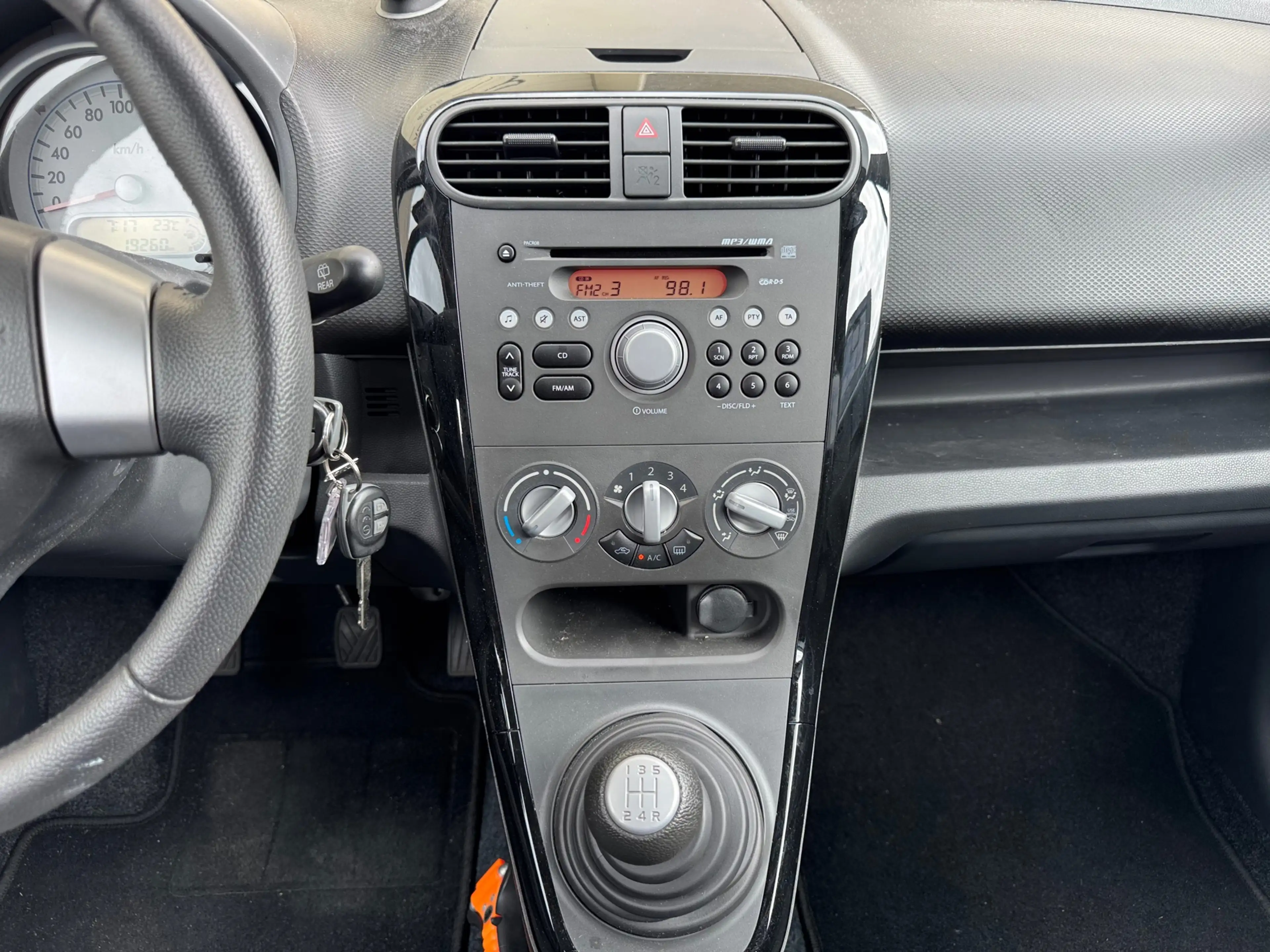 Suzuki Splash 1.0 VVT Comfort EASSS ORIG 19.000KM|Airco|Parelmoe — photo 11