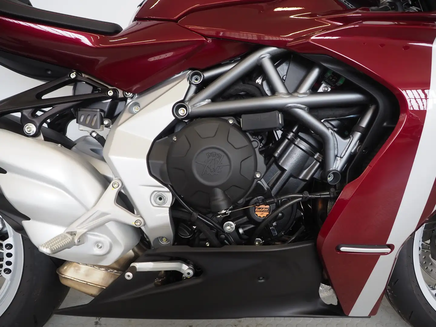 MV Agusta Superveloce 800 versione 98 Rosso - 2