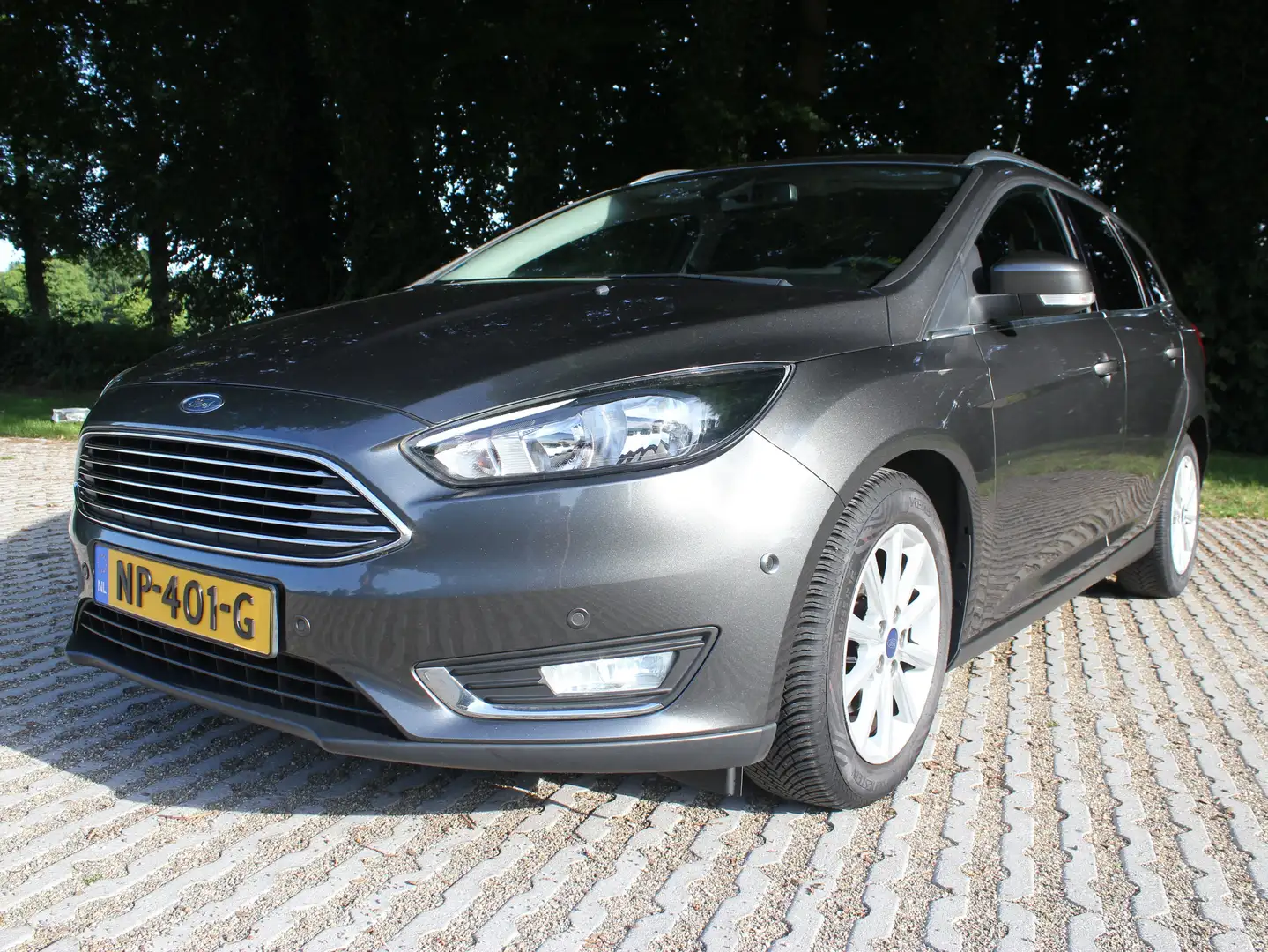 Ford Focus Focus 1.0 Titanium Šedá - 2
