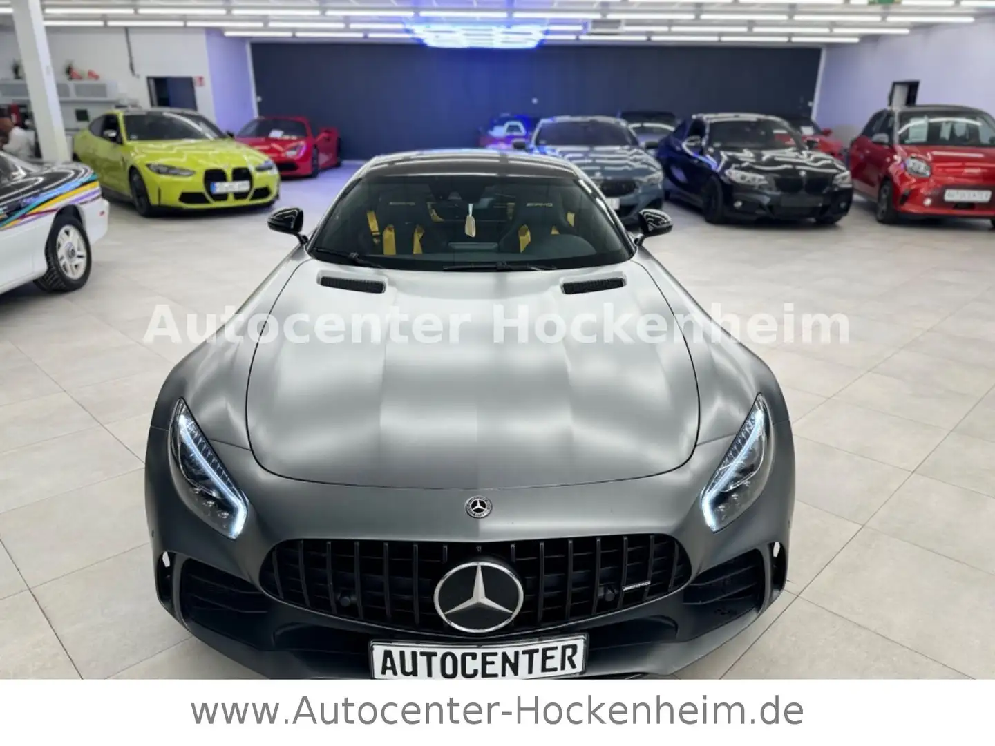 Mercedes-Benz AMG GT Серый - 2
