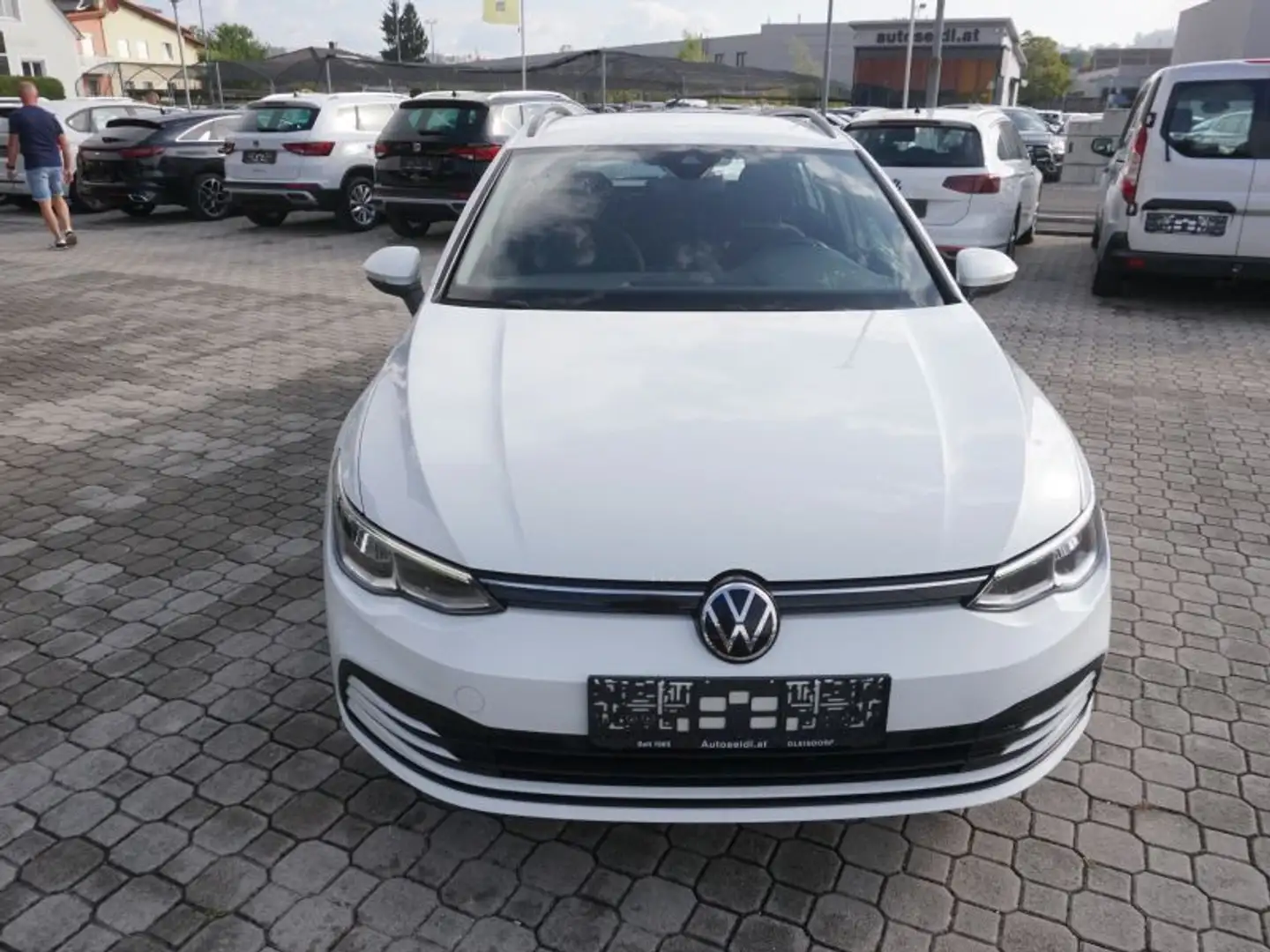 Volkswagen Golf Variant 2,0 TDI Life *NAVI+VIRTUAL* Weiß - 2