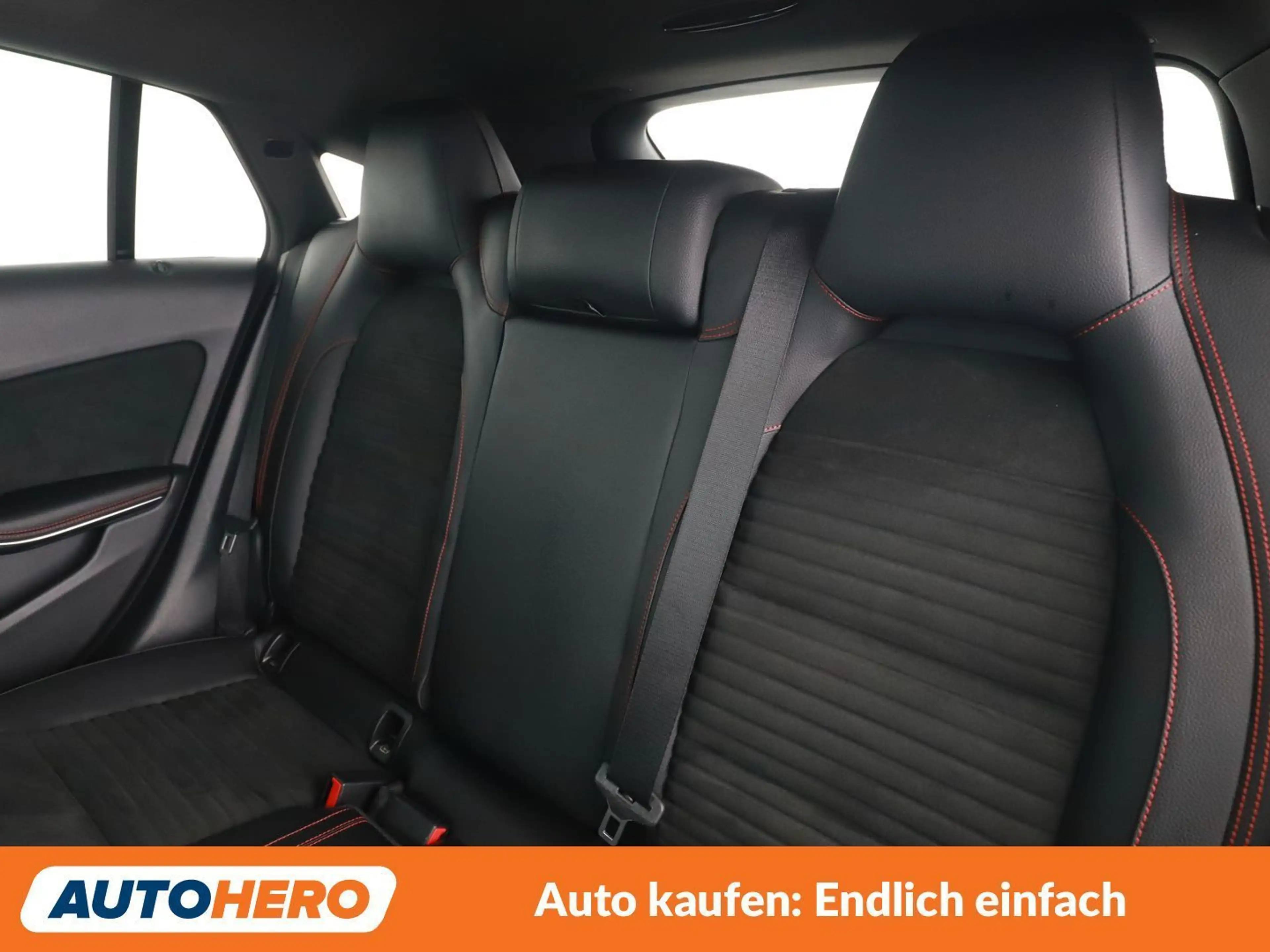 Mercedes-Benz CLA 220 CLA 220 d Shooting Brake AMG Line — photo 14