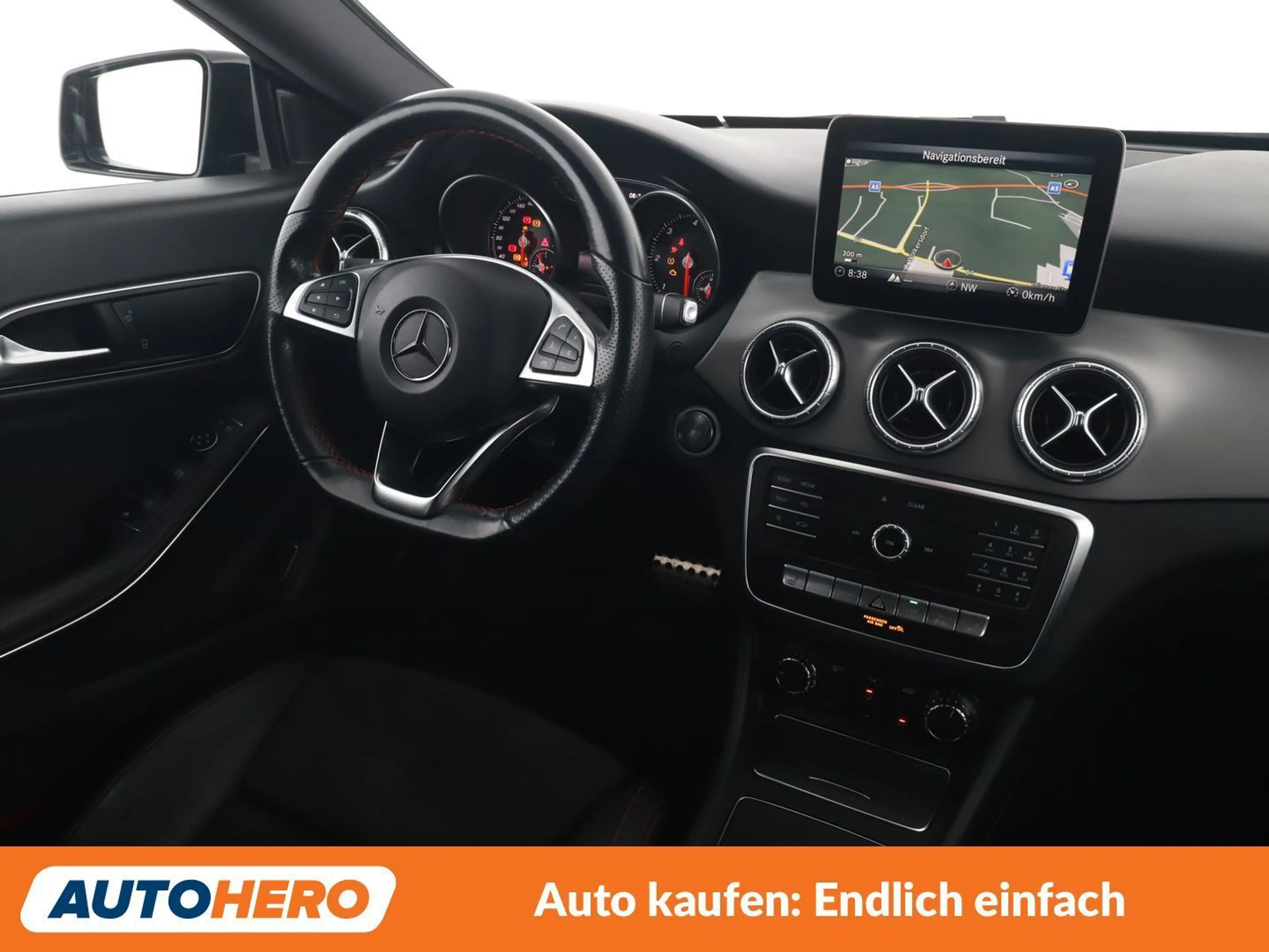 Mercedes-Benz CLA 220 CLA 220 d Shooting Brake AMG Line — photo 13