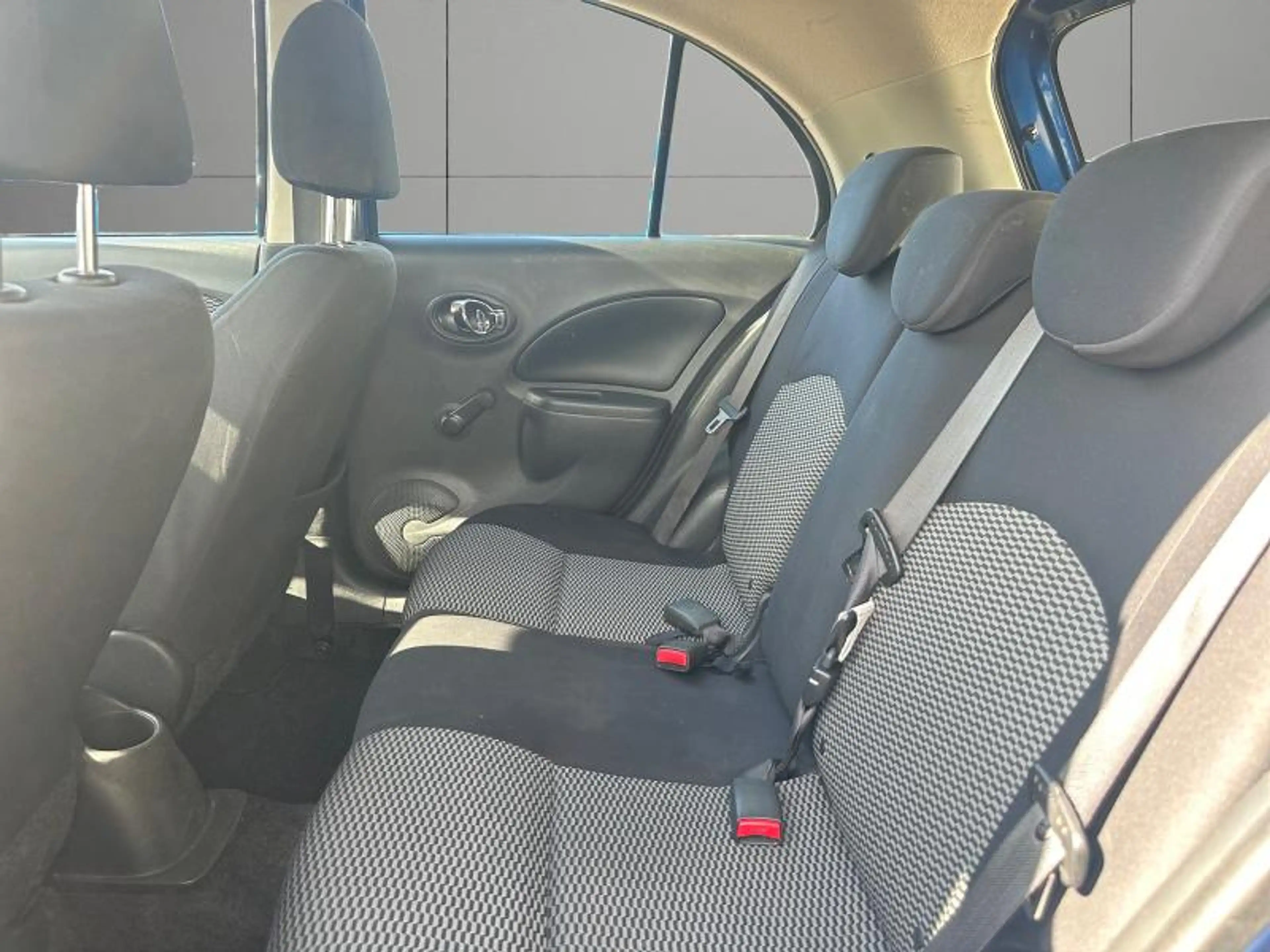 Nissan Micra 1.2 80cv Automatique bleu 06/15 Airco Cruise Radio — photo 9