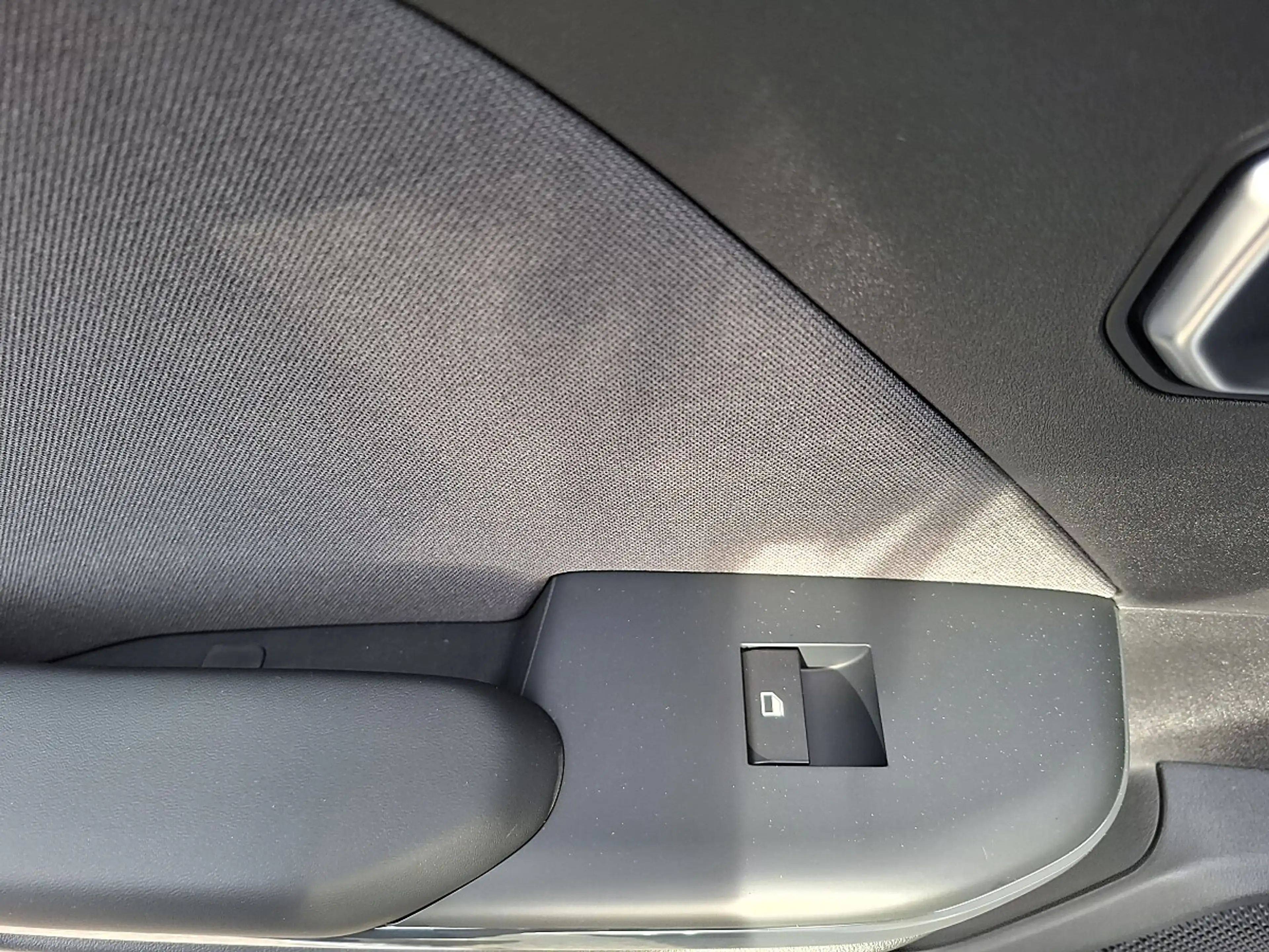 Kia K4 Silber-Ausstattung DCT.7 — photo 16