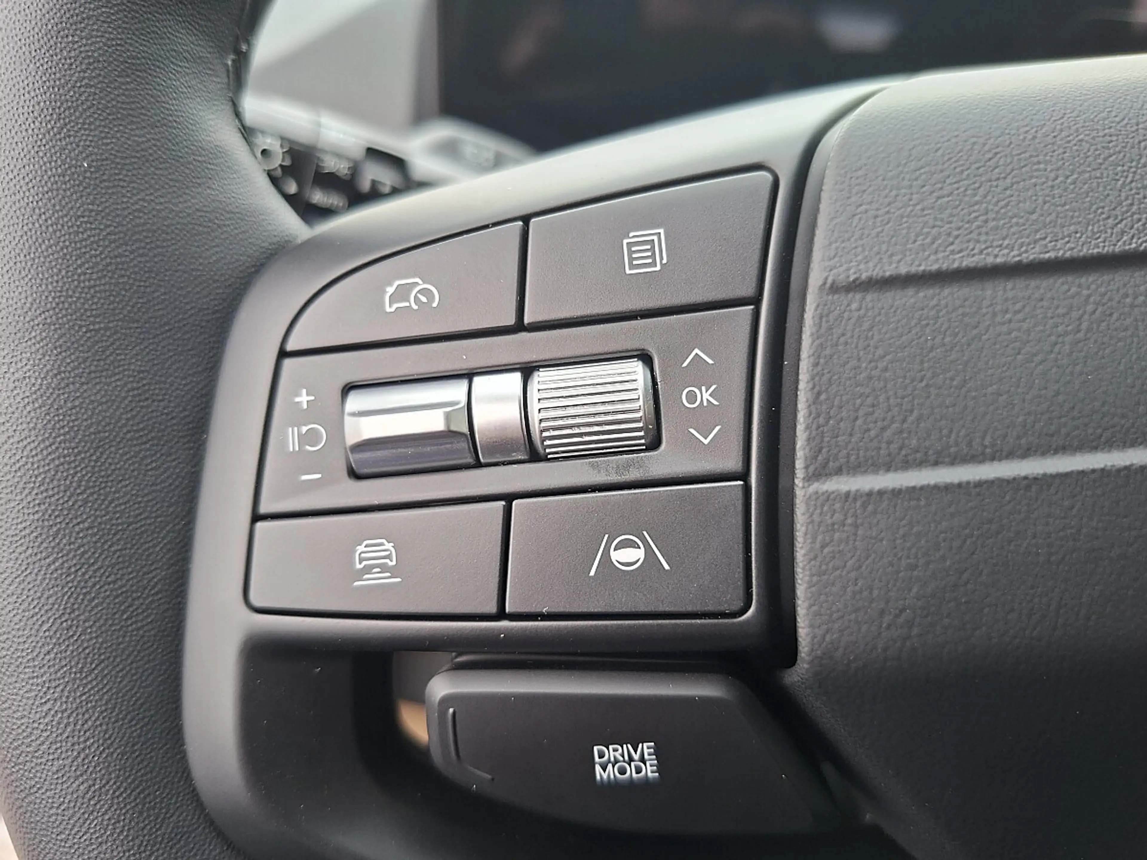 Kia K4 Silber-Ausstattung DCT.7 — photo 11