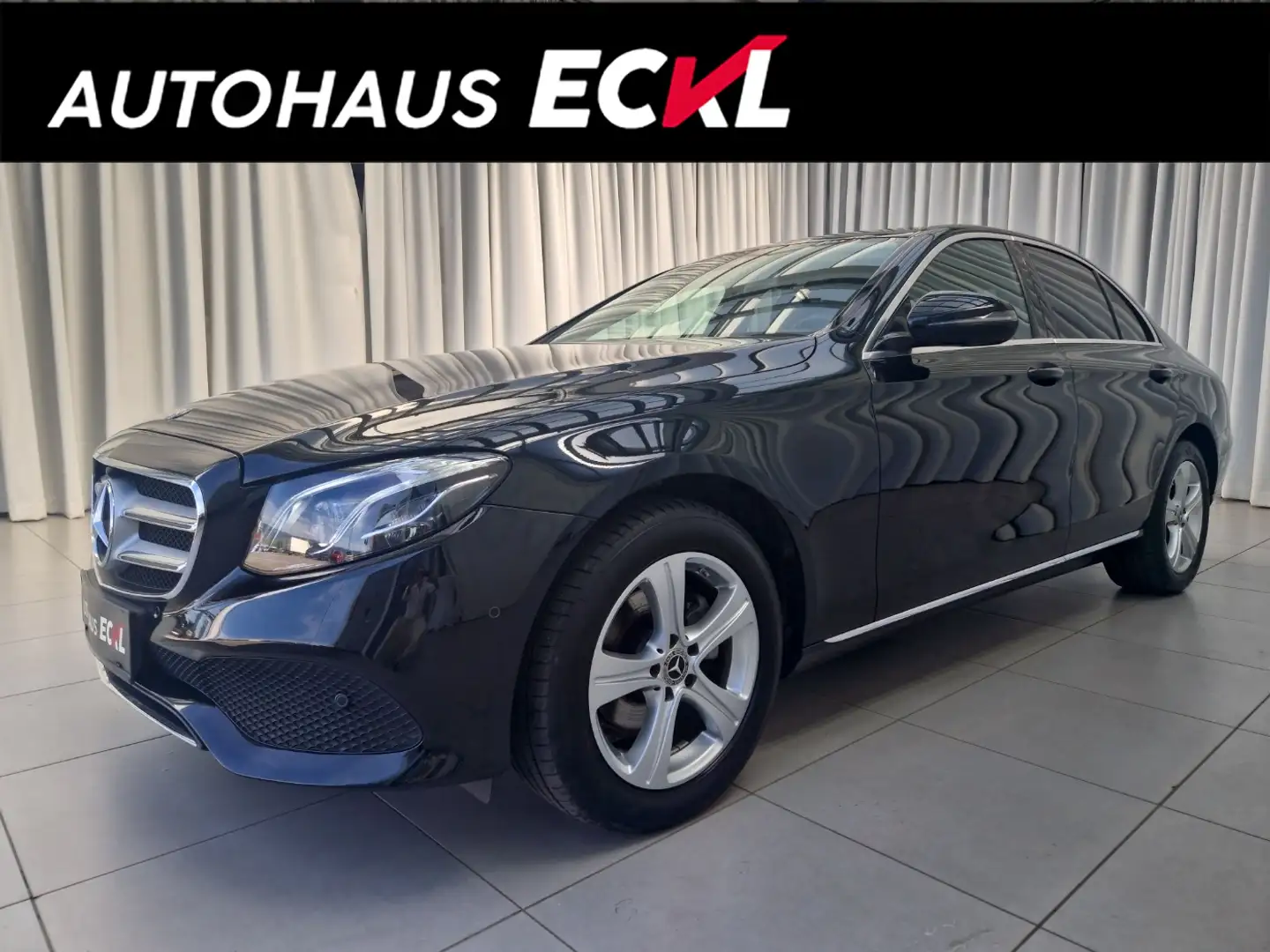 Mercedes-Benz E 220 d Limousine SpurW Schwarz - 1