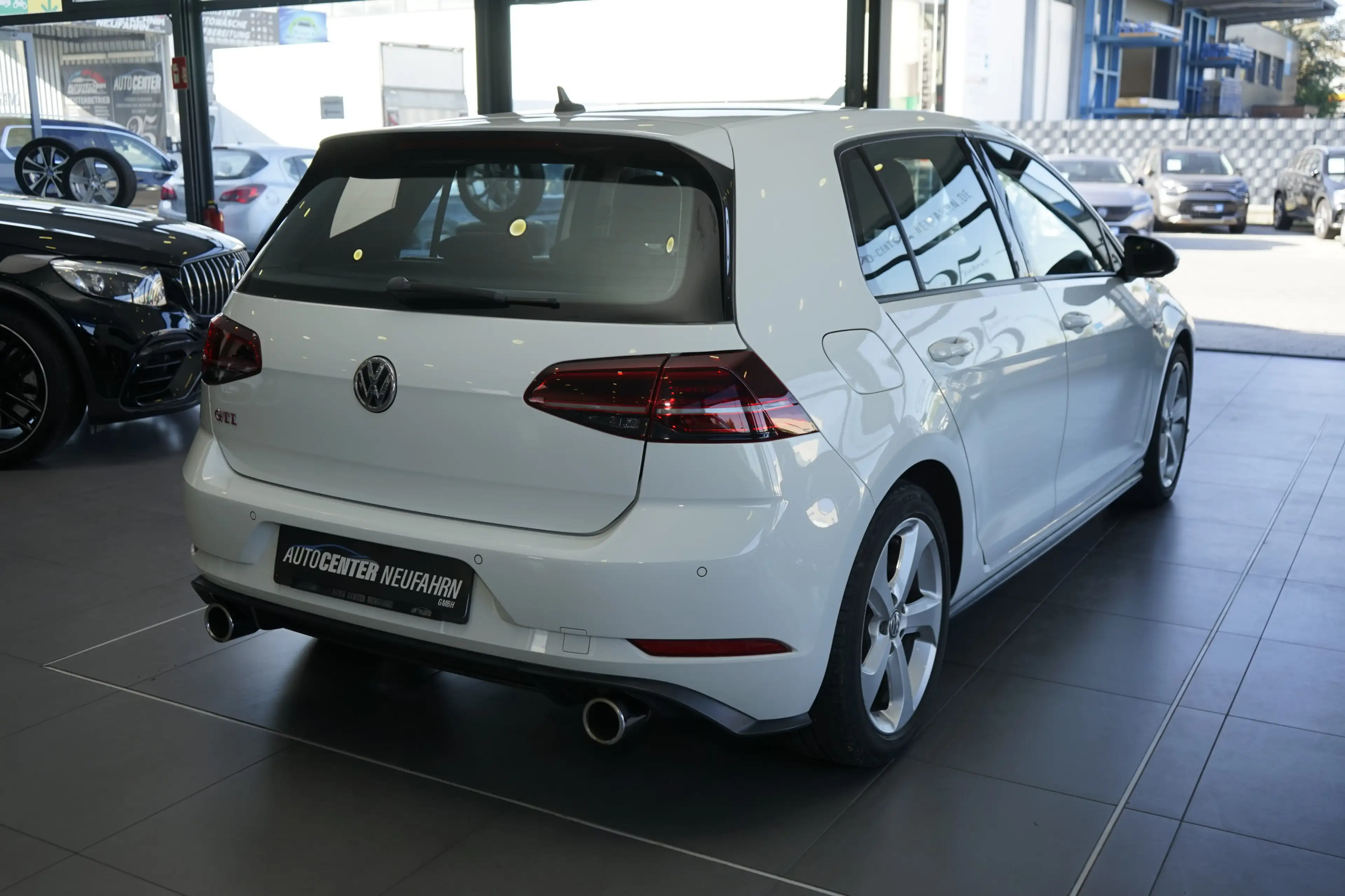 Volkswagen Golf GTI 2.0 TSI OPF DSG Performance GTI+PDC+KLIMA+Wintersa — photo 6
